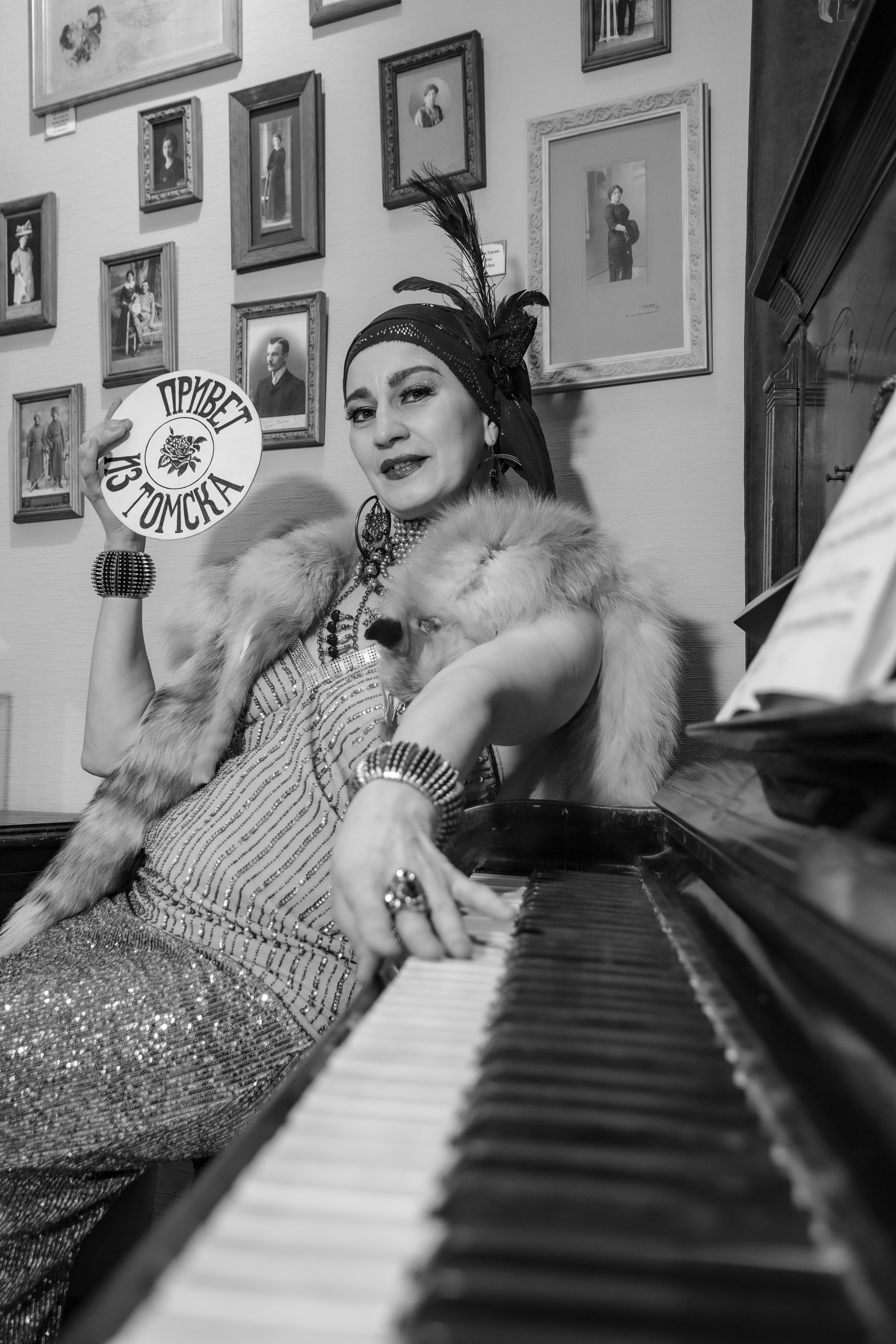 Танец в музее. Экспозиция Томск купеческий. Модель Лана Чернявская. Ваш фотограф Северск | Томск