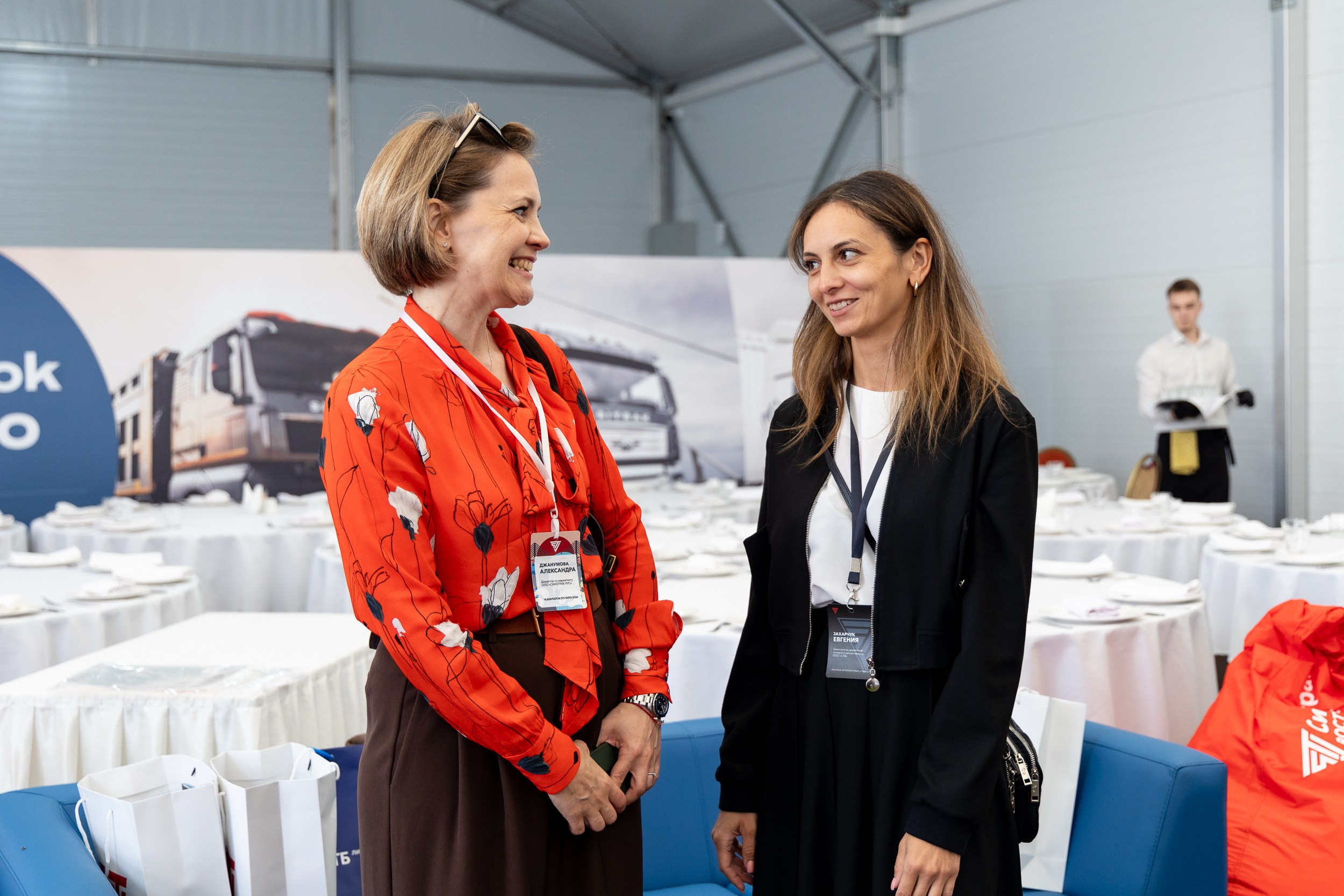 Открытие учебного центра «SITRAK». Репортажный и студийный фотограф во Владивостоке Дударева Софья