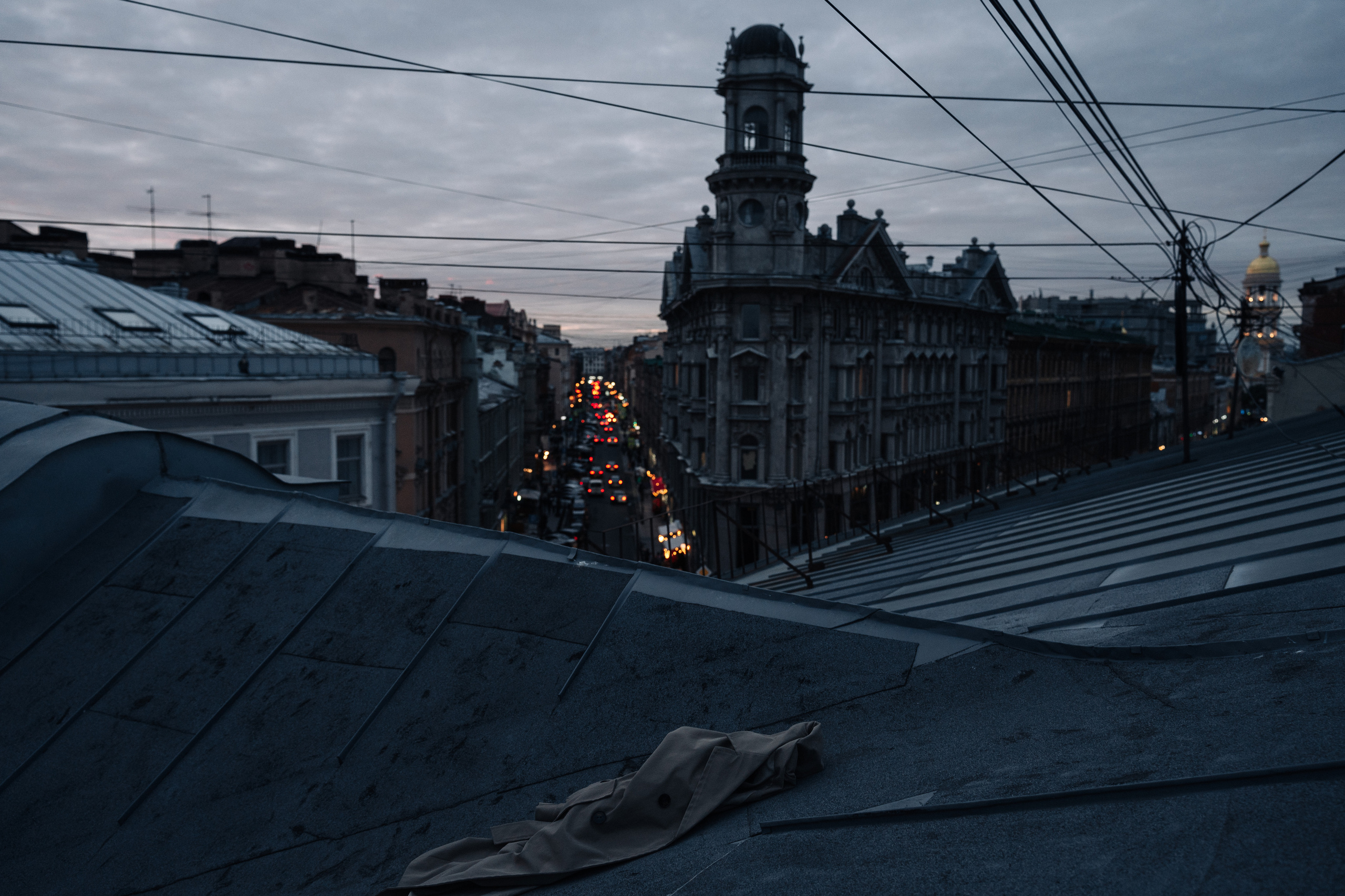 Питерские крыши. Ариана. Фотограф Всеволод Емелин