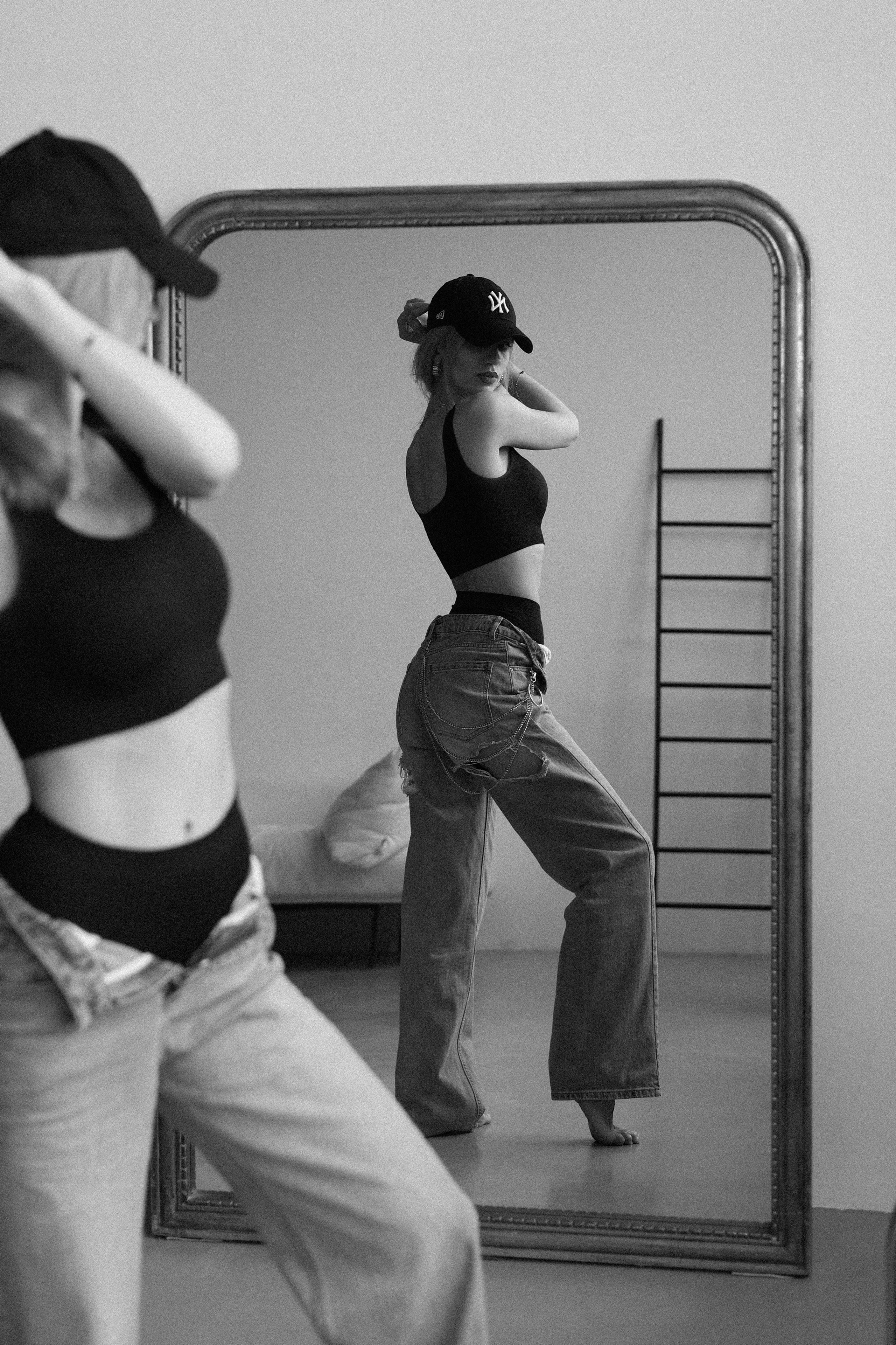 Base Studio. Юрий Белозёров фотограф