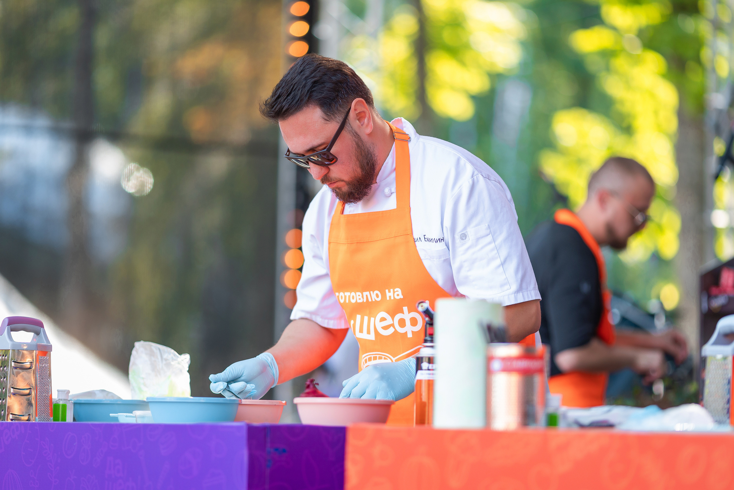 Да, шеф. Главная