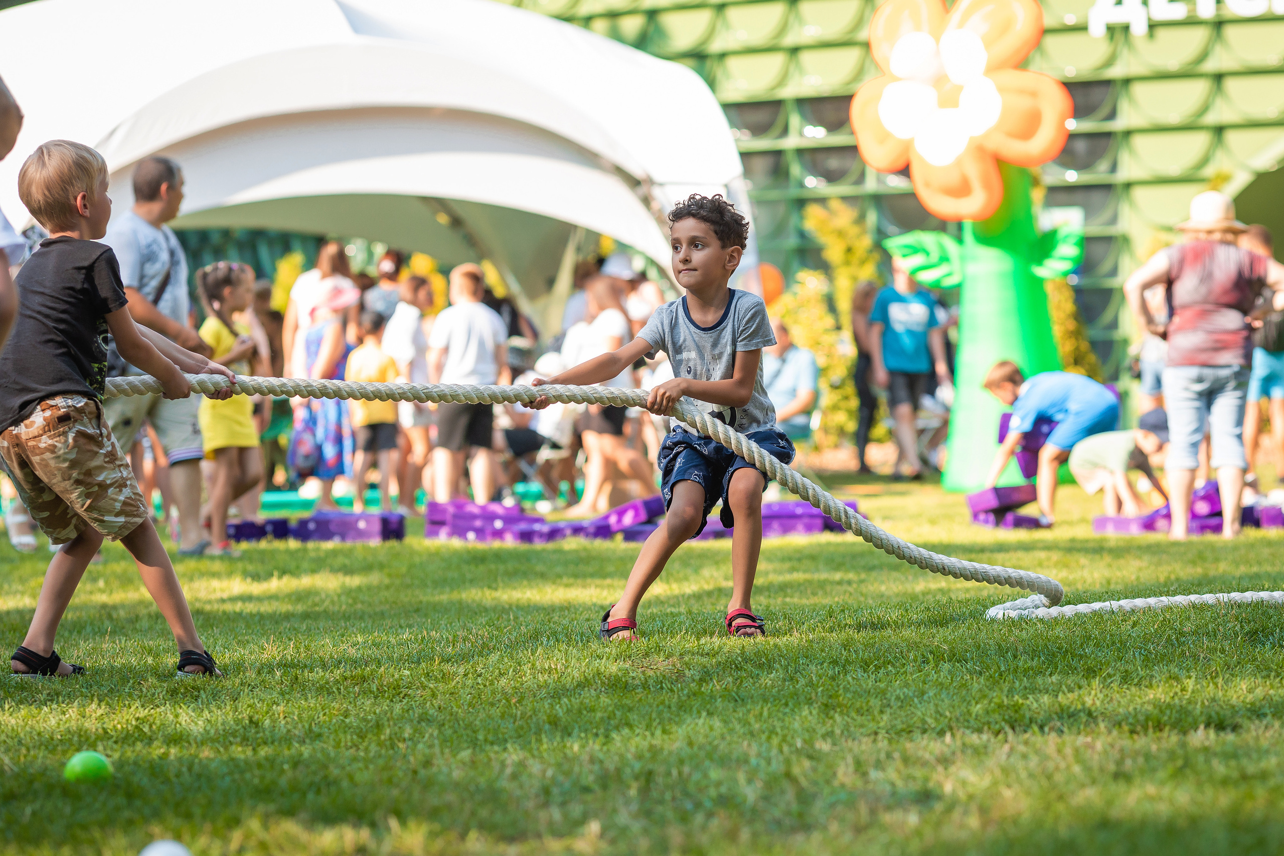 Да, шеф. Главная