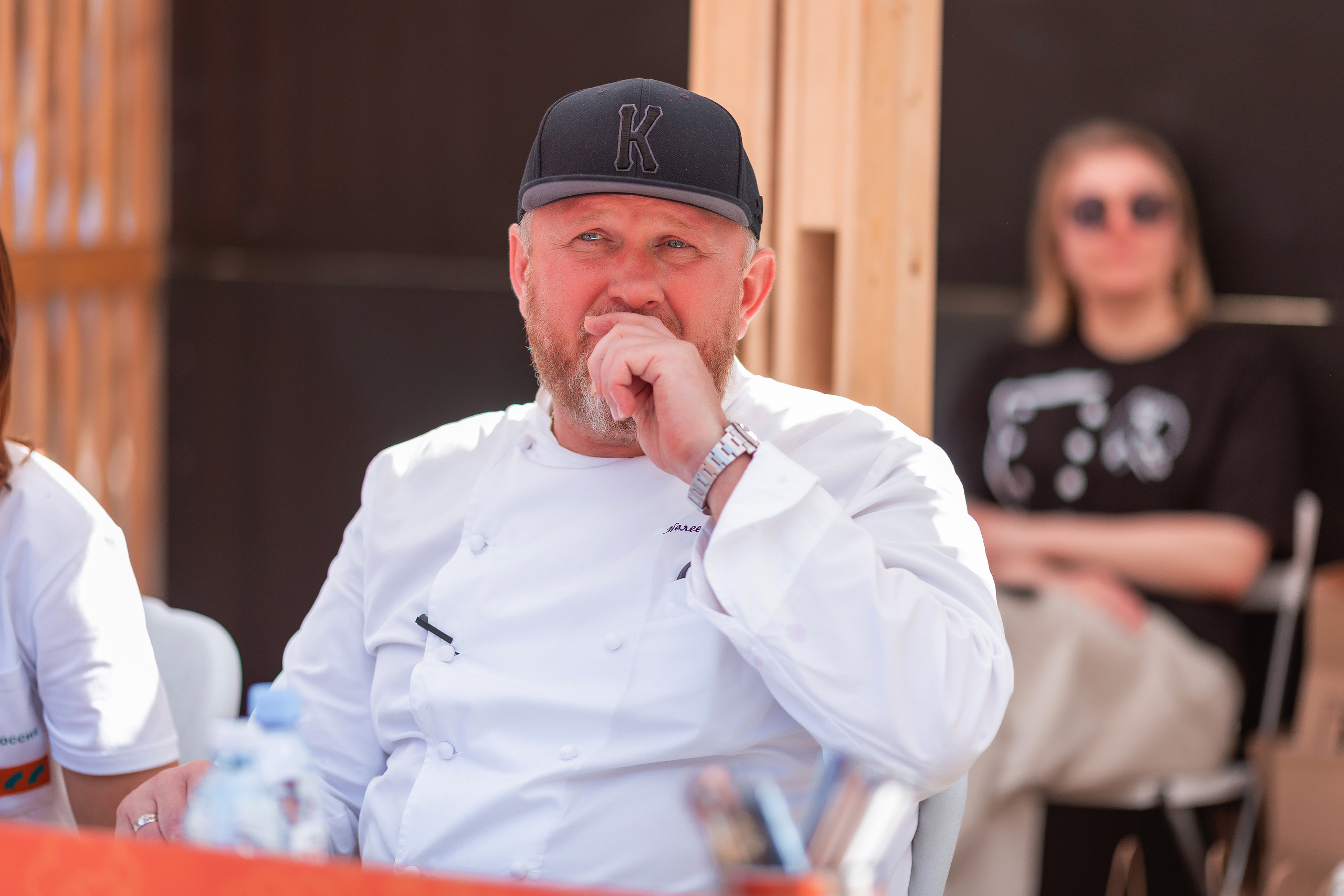 Да, шеф. Главная