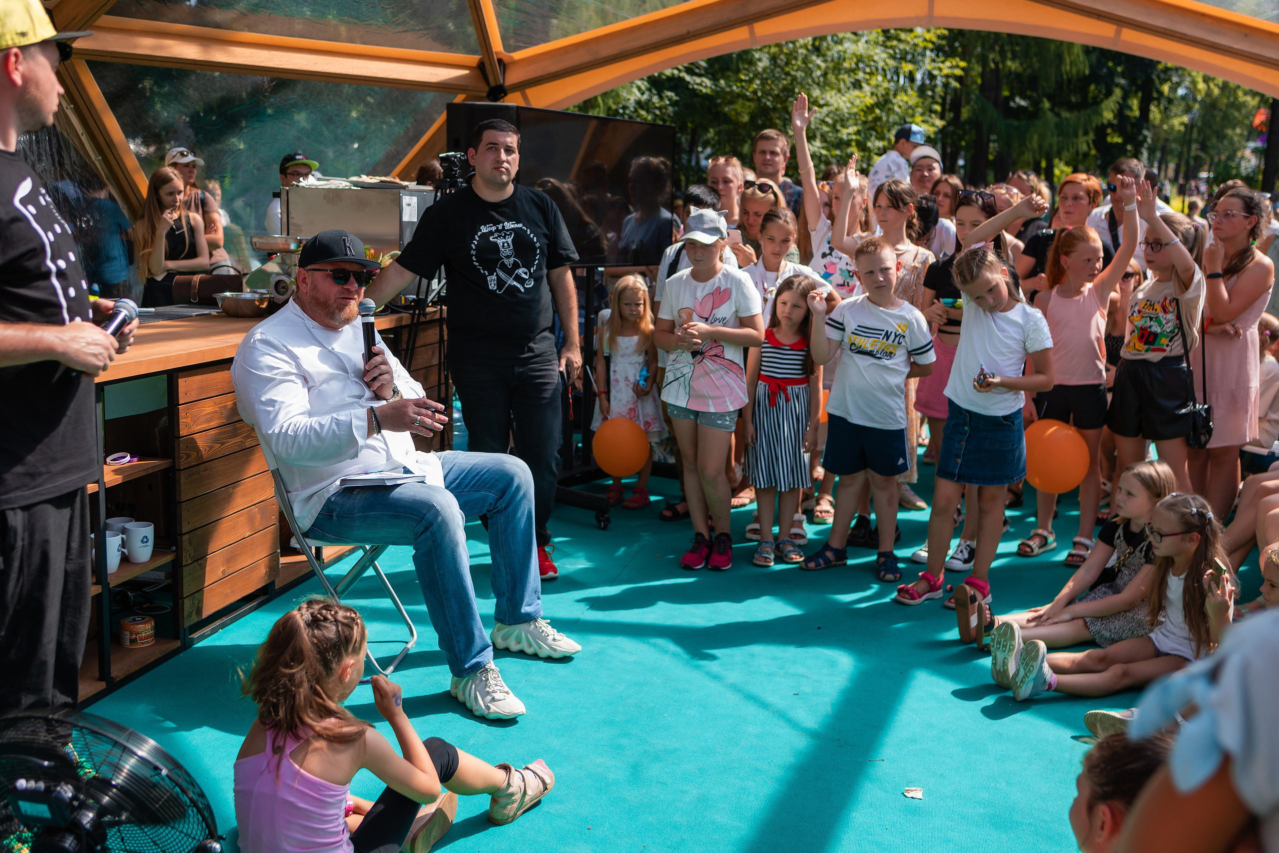 Да, шеф. Главная