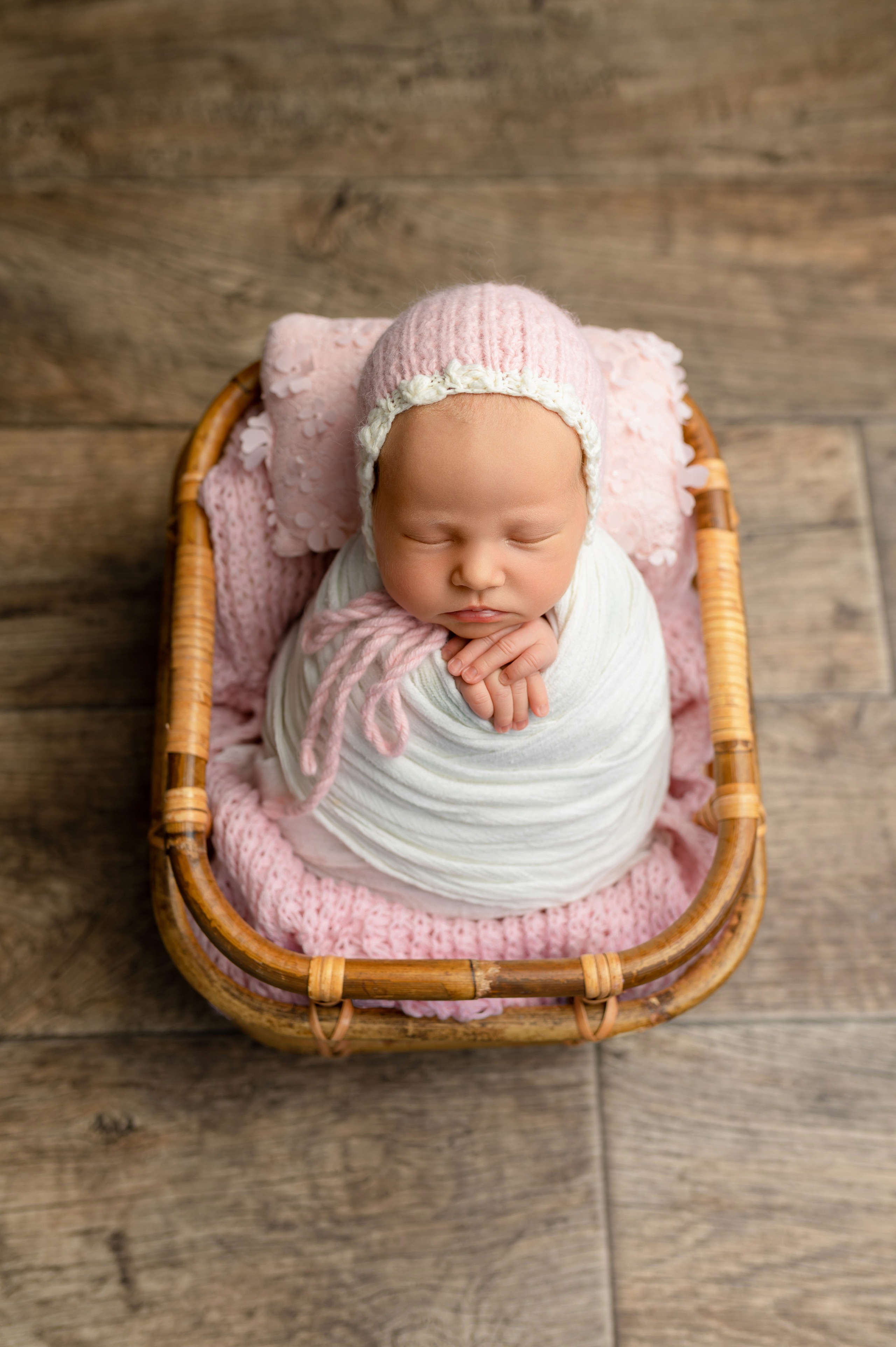 Новорожденные девочки. Детский фотограф в городе Жуковский Алиса Коробанова