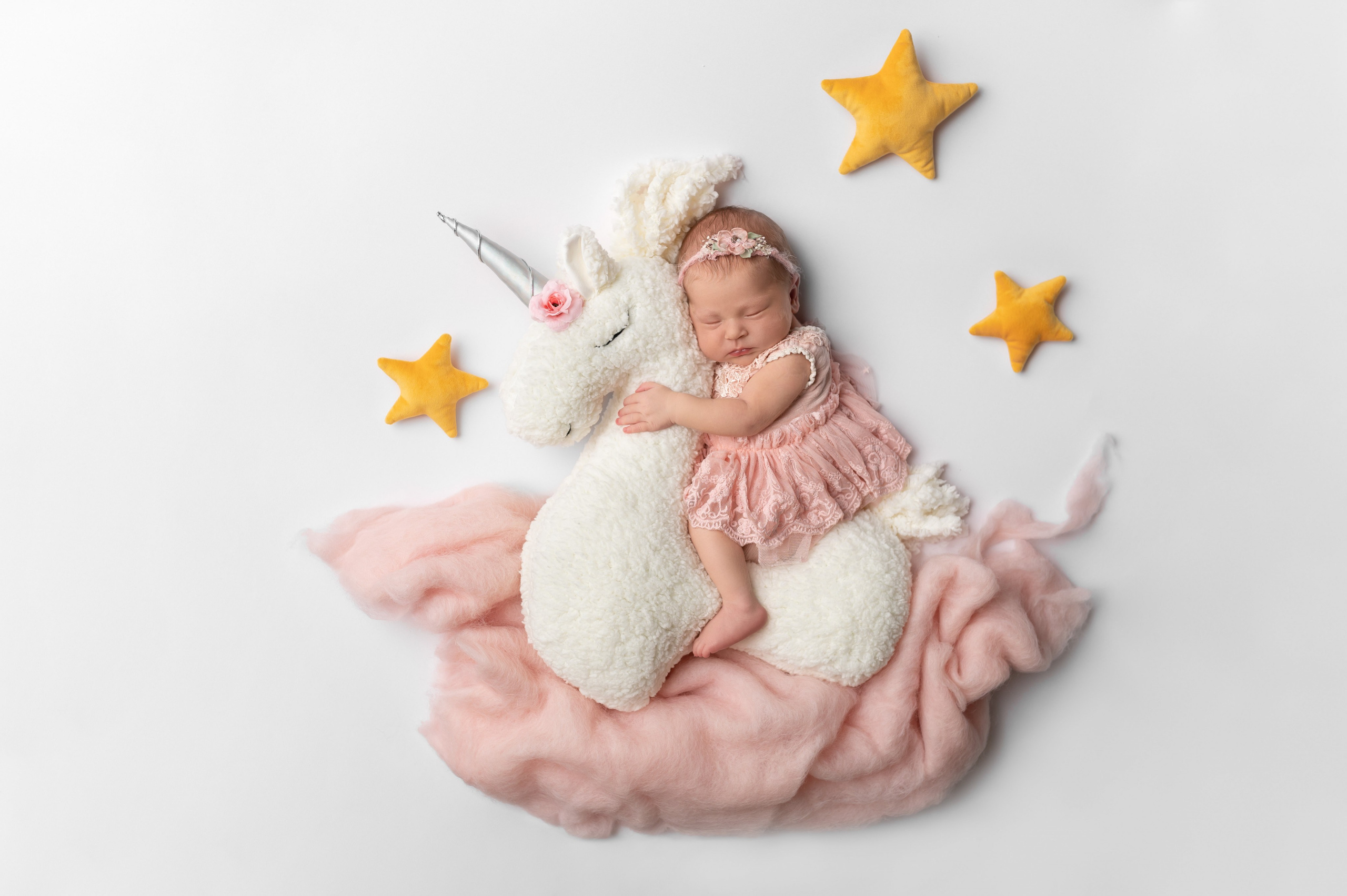 Новорожденные девочки. Детский фотограф в городе Жуковский Алиса Коробанова