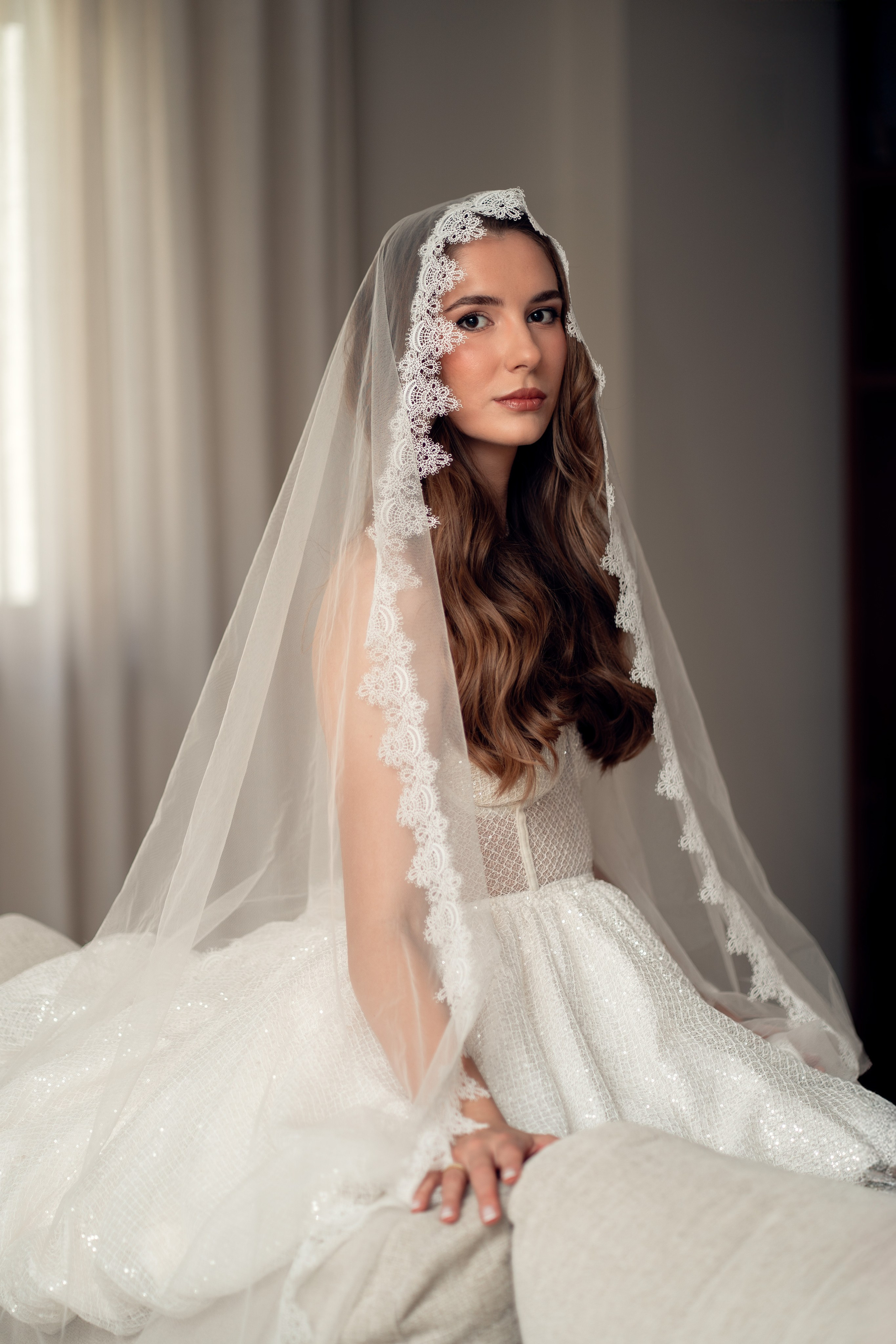 I’m Julia Idamzhapova, a photographer based in Lisbon, creating natural and timeless images