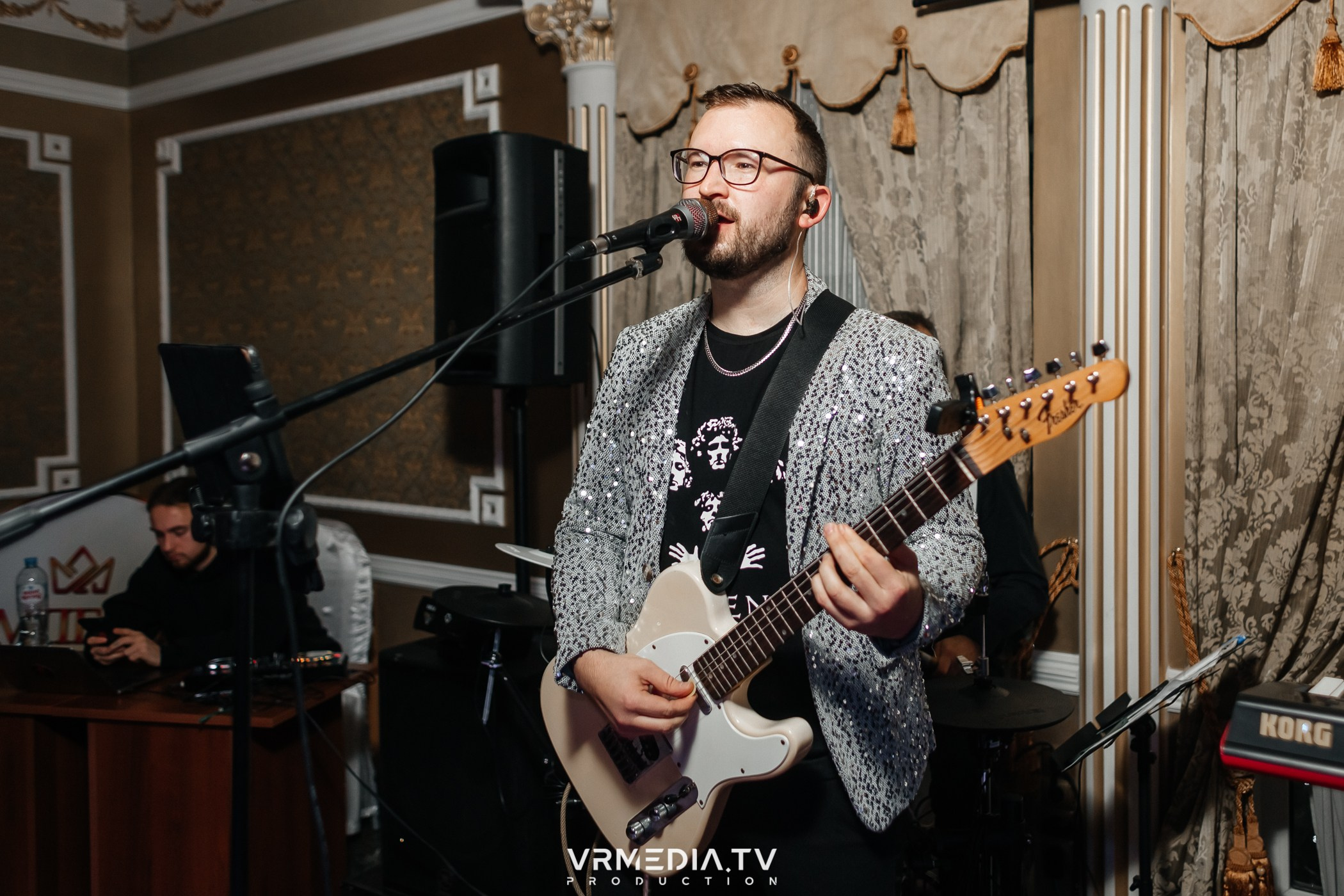 ПЯТНИЦА ДЛЯ ДРУЗЕЙ в ресторане «Империя»