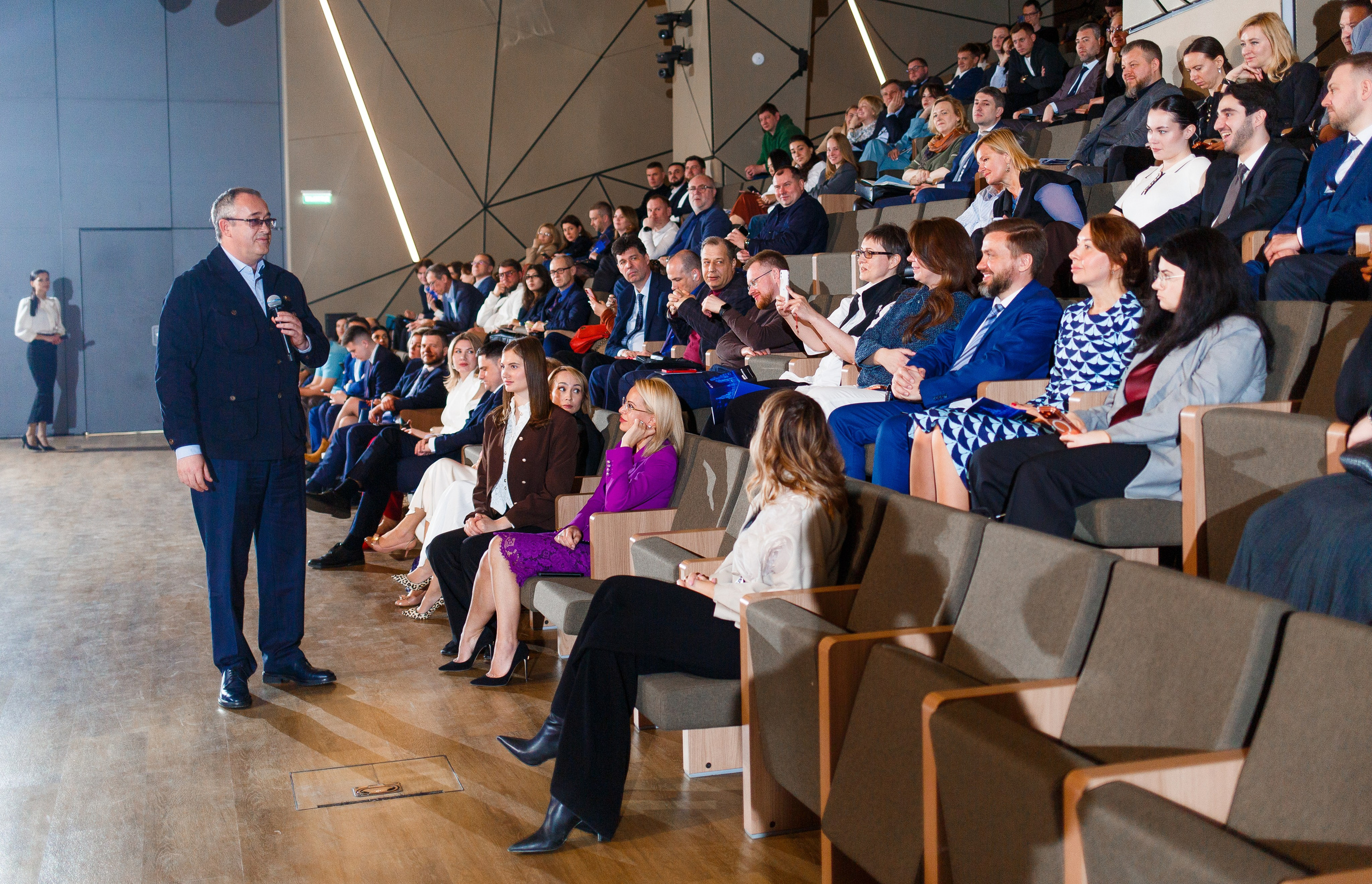 Фотосъемка конференции ГЧП в Сбер-сити. Репортажный фотограф Борис Геер