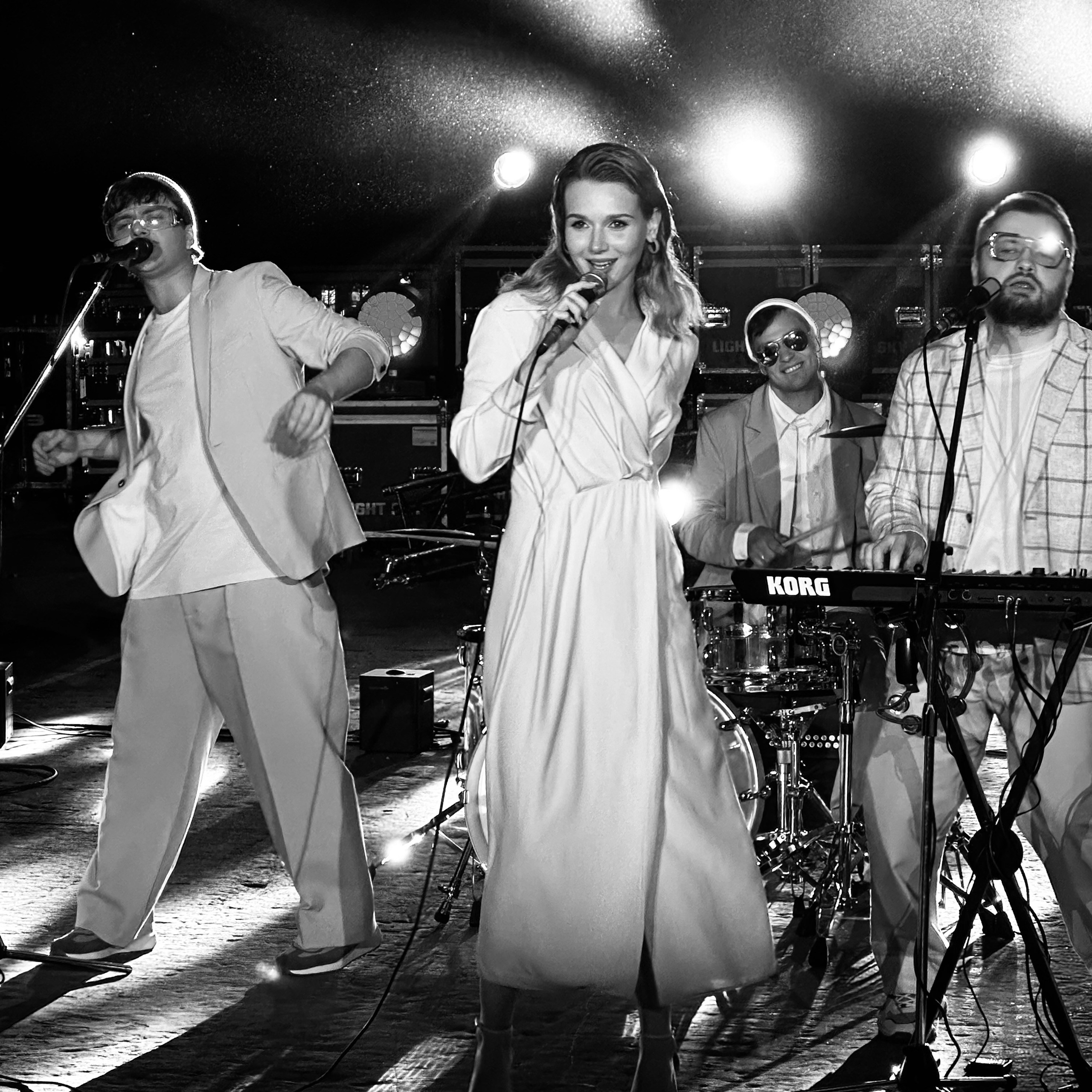 BACKSTAGE GALLERY. «MAK FLAME»