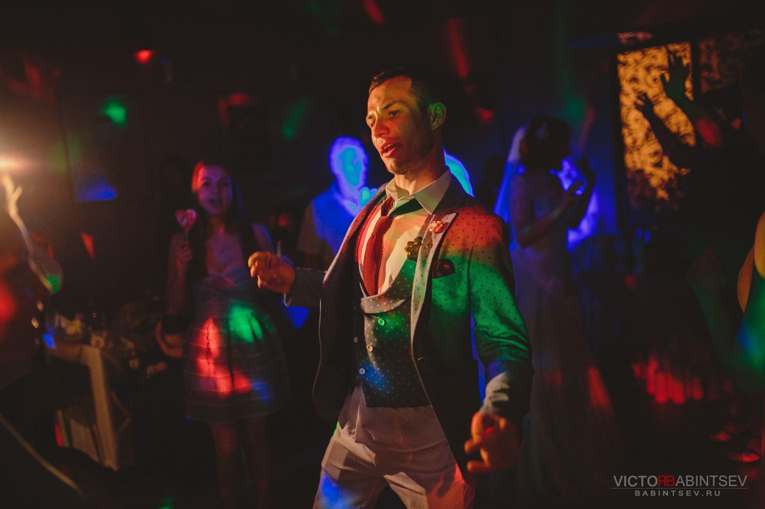 Иван и Елена. Семейный и репортажной фотограф в Красноярске и Москве Виктор Бабинцев