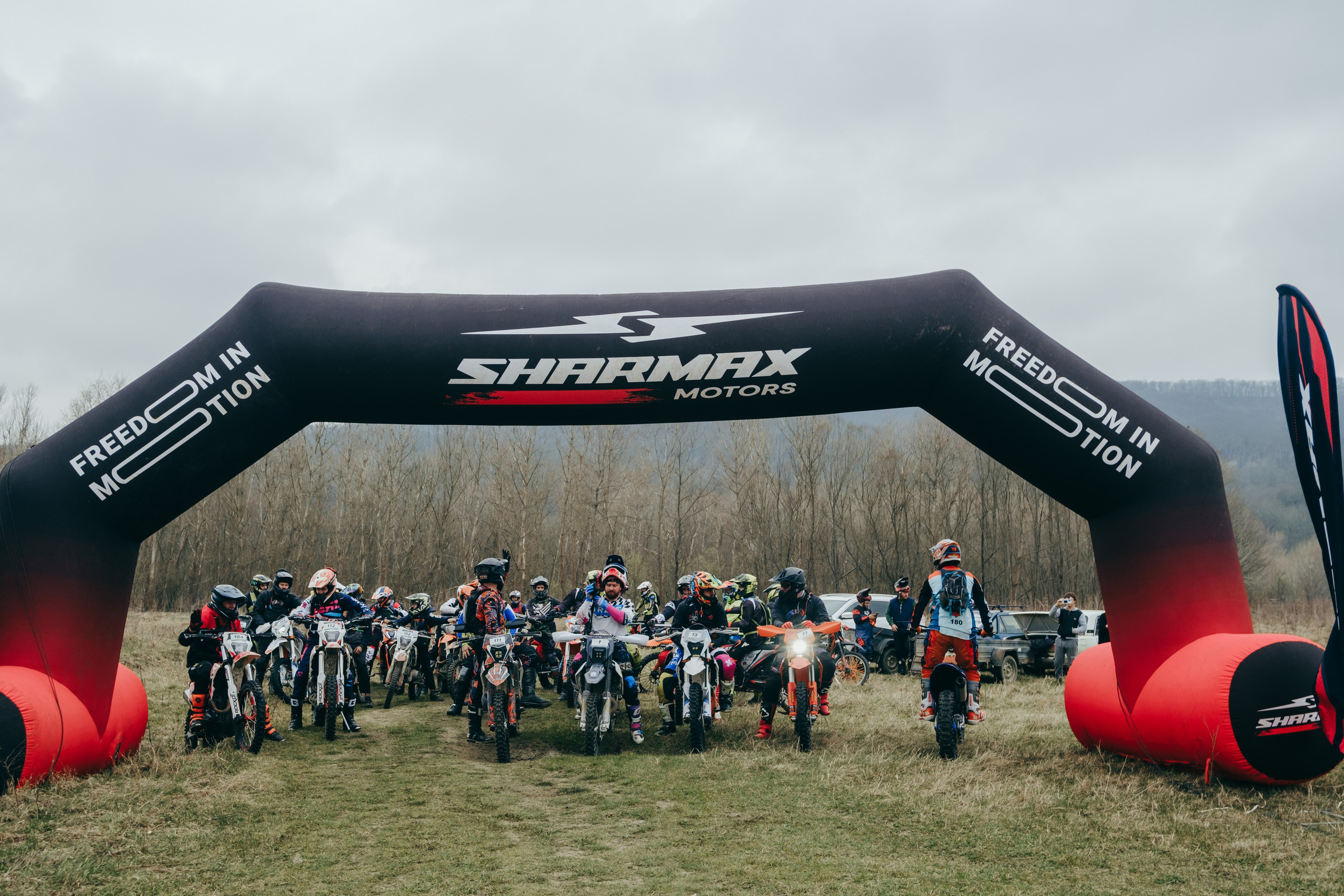 Эндуро Фест от Shamax Motors (Краснодар). Свадебный фотограф Денис Ожигин в Краснодаре и крае. Эмоциональная и стильная съемка вашего дня