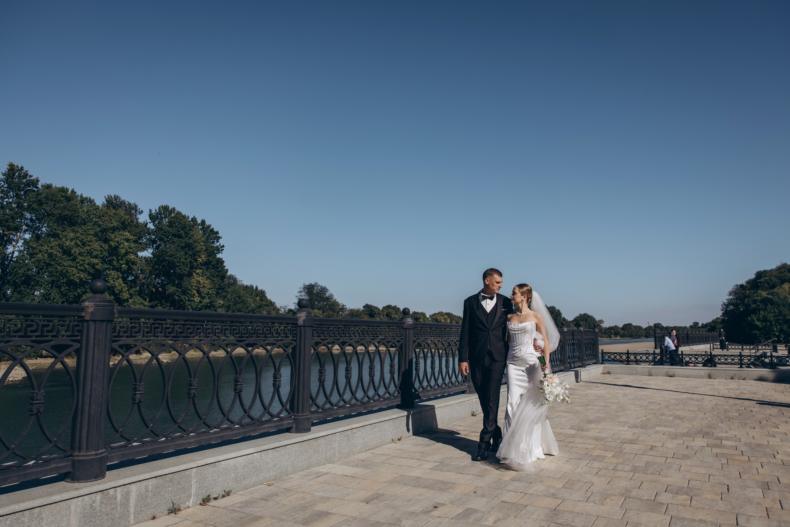 Фотопрогулка от свадебного фотографа. Свадебный и семейный фотограф Злата Вдовина