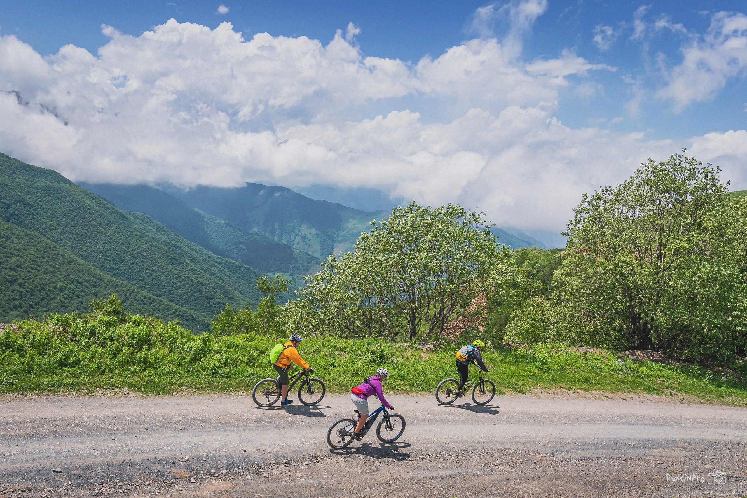 Велотур Осетия 16.06.2024 Ковальтур. Репортажный фотограф в Краснодаре Рындин Дмитрий