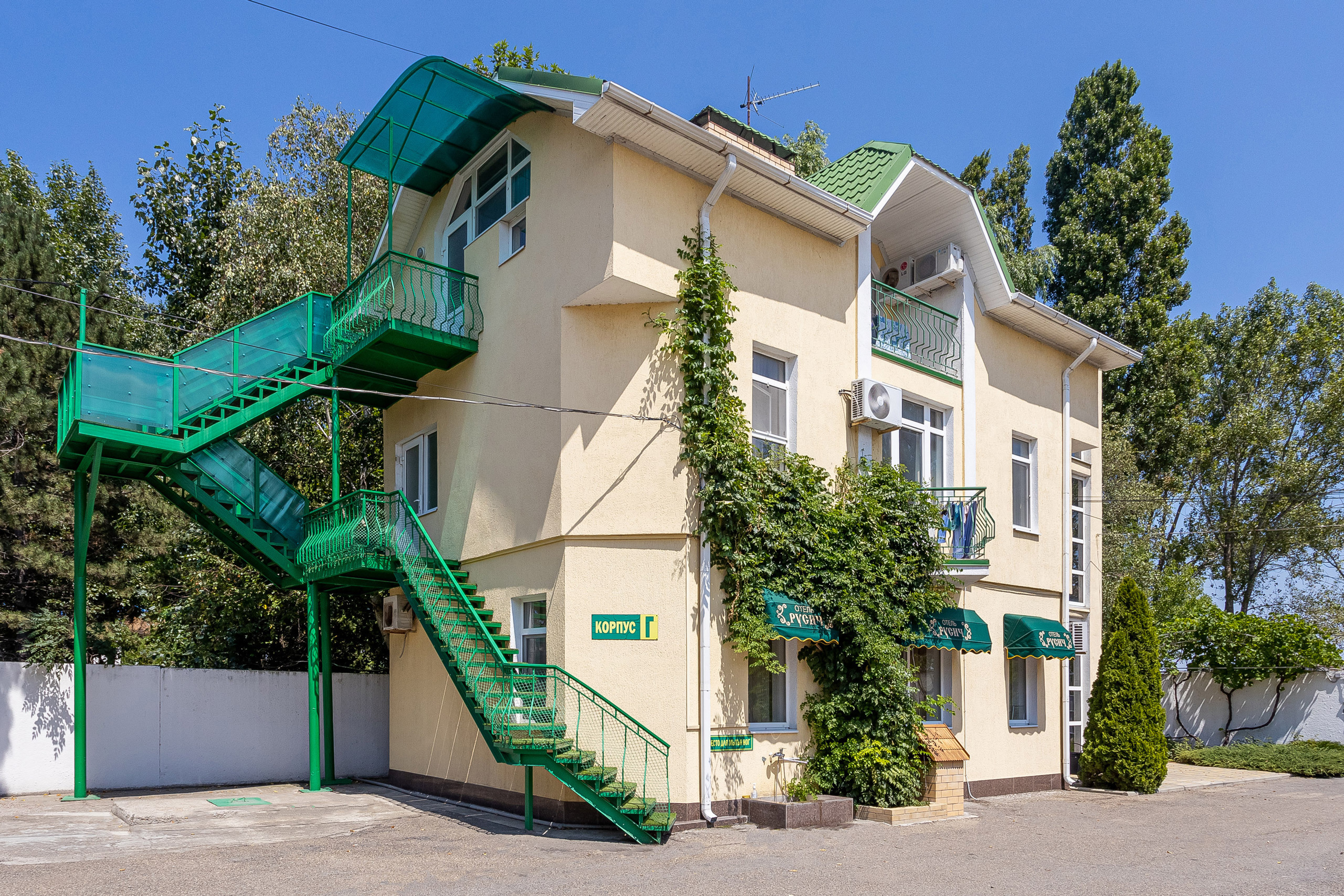 ГК «РУСИЧ» — Гостиничный комплекс Русич. г. Анапа. Интерьерный фотограф Краснодар: профессионально по доступным ценам