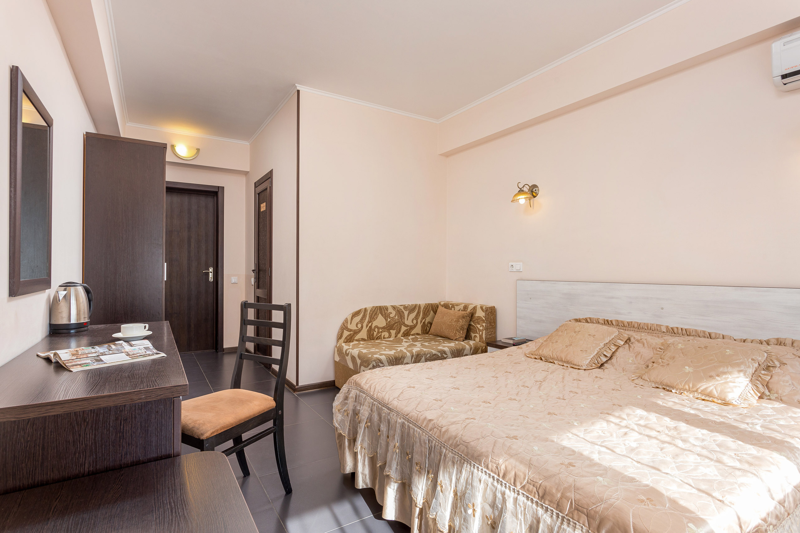 ГК «РУСИЧ» — Гостиничный комплекс Русич. г. Анапа. Интерьерный фотограф Краснодар: профессионально по доступным ценам