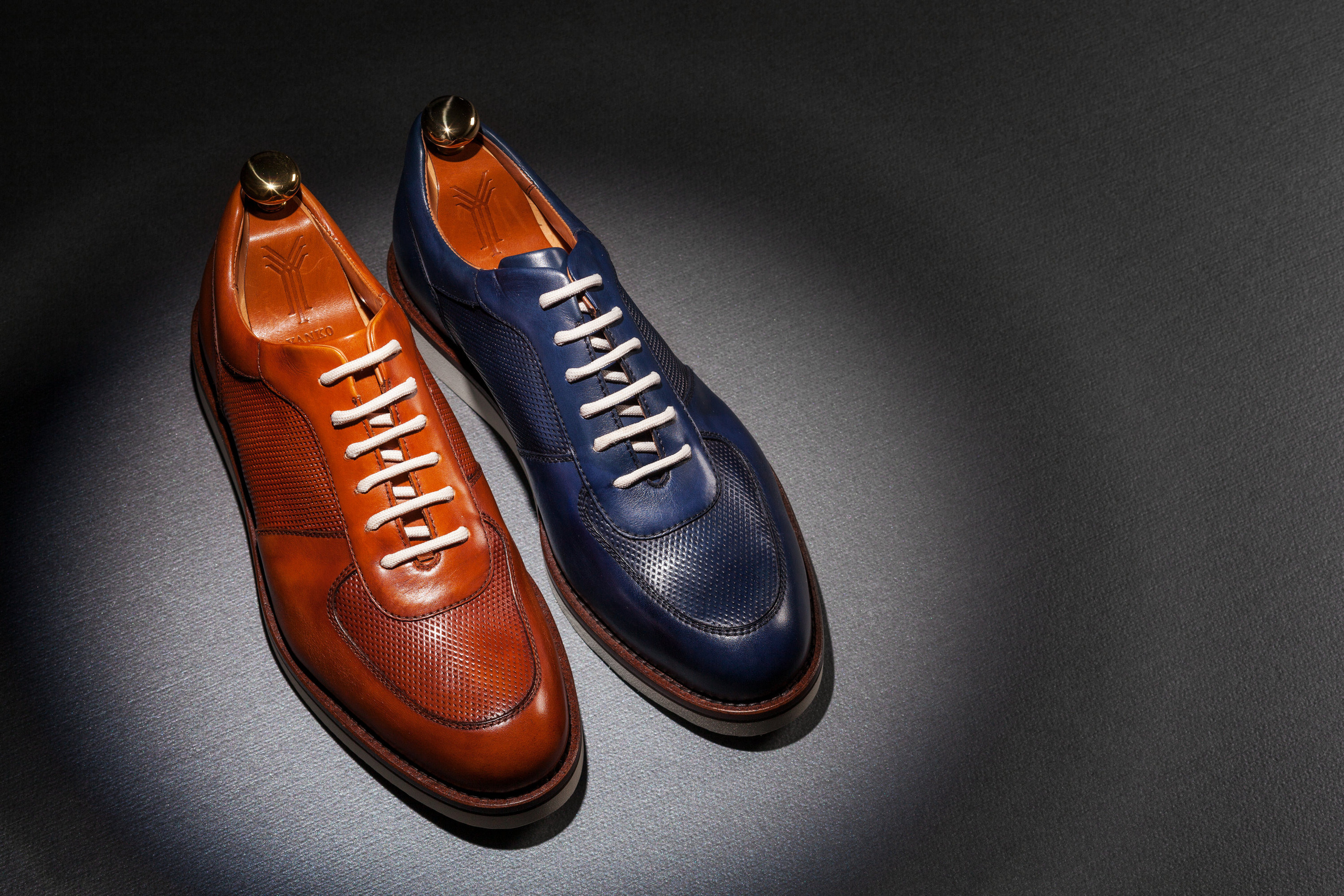 Предметная фотография обуви. Студия предметной фотосъемки в Санкт-Петербурге