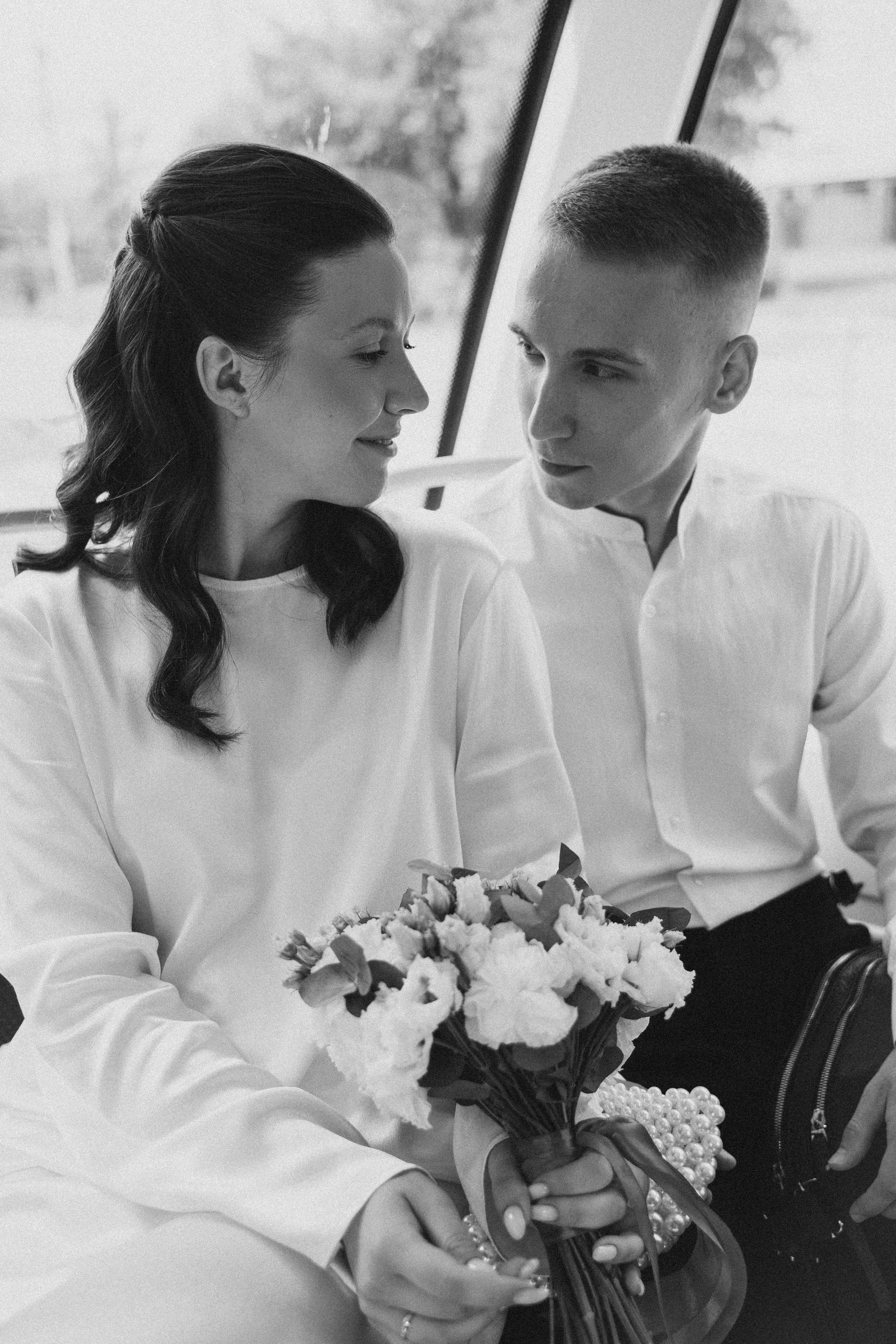 Никита и Аня в городе. Семейный, портретный фотограф Новосибирск. Оля Адова