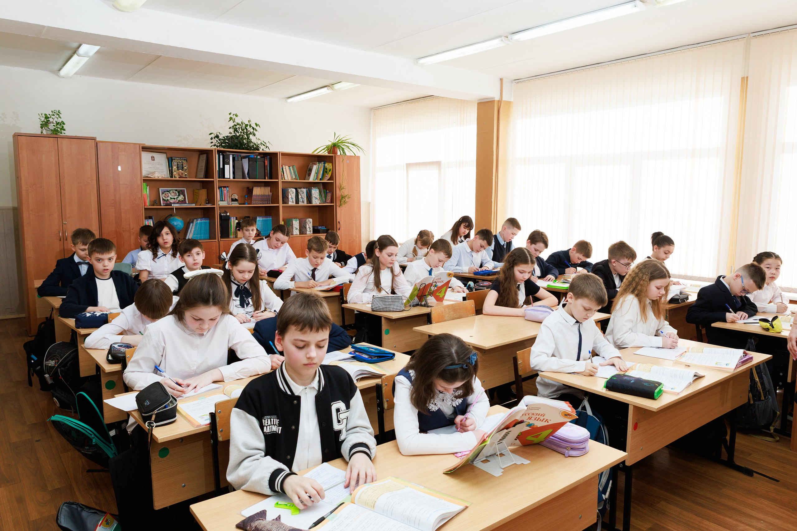 Школа 4 классы. Выпускные альбомы для школ и детских садов