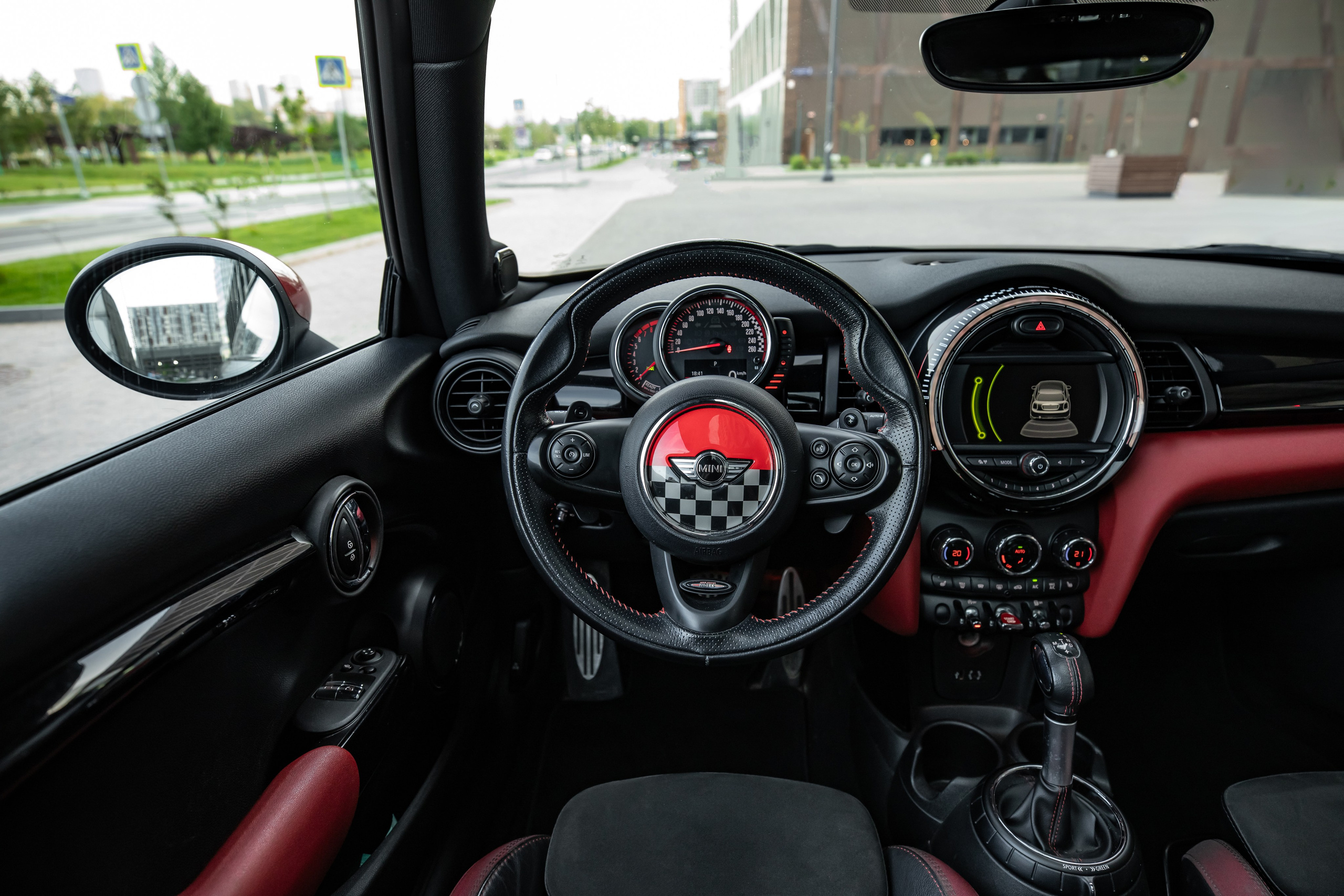 MINI jcw. Автомобильный фотограф в Москве Андрей Емельянов