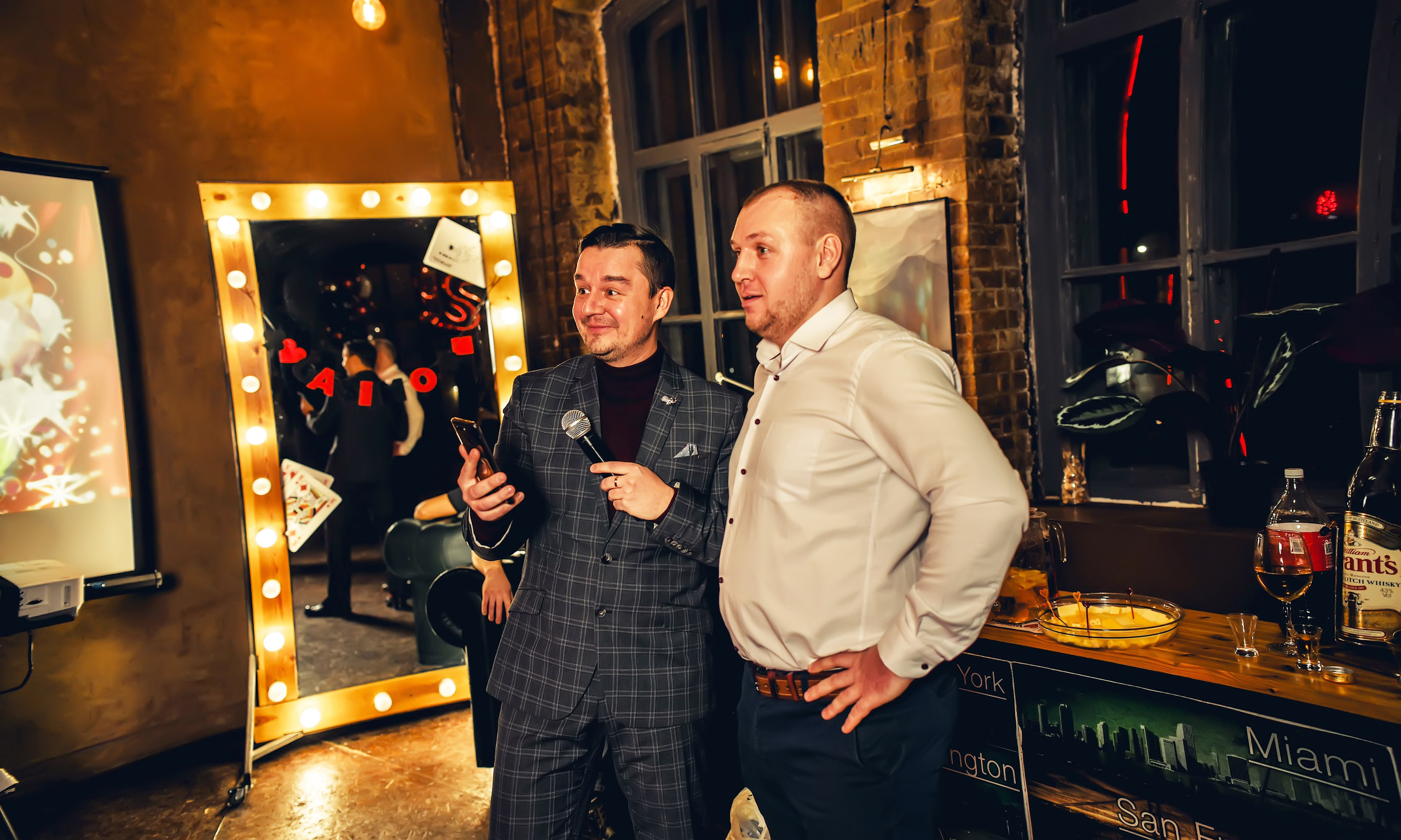 Тематическая вечеринка на юбилей 35 лет. Свадебный, семейный, детский, контент фотограф в Омске Максим Ильин