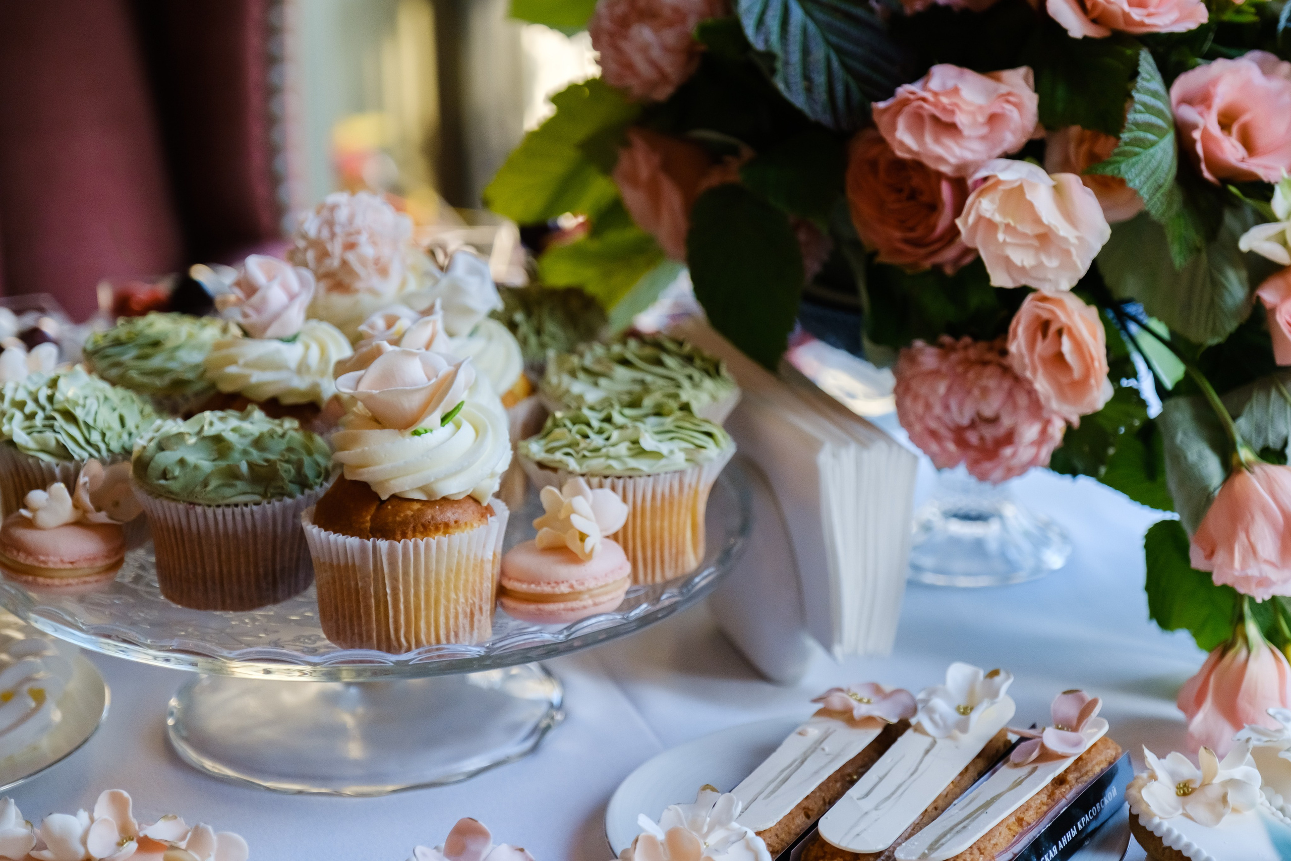 День рождения в ресторане «Модус». Kirillova Studio — мастерская декора и событий Юли Кирилловой