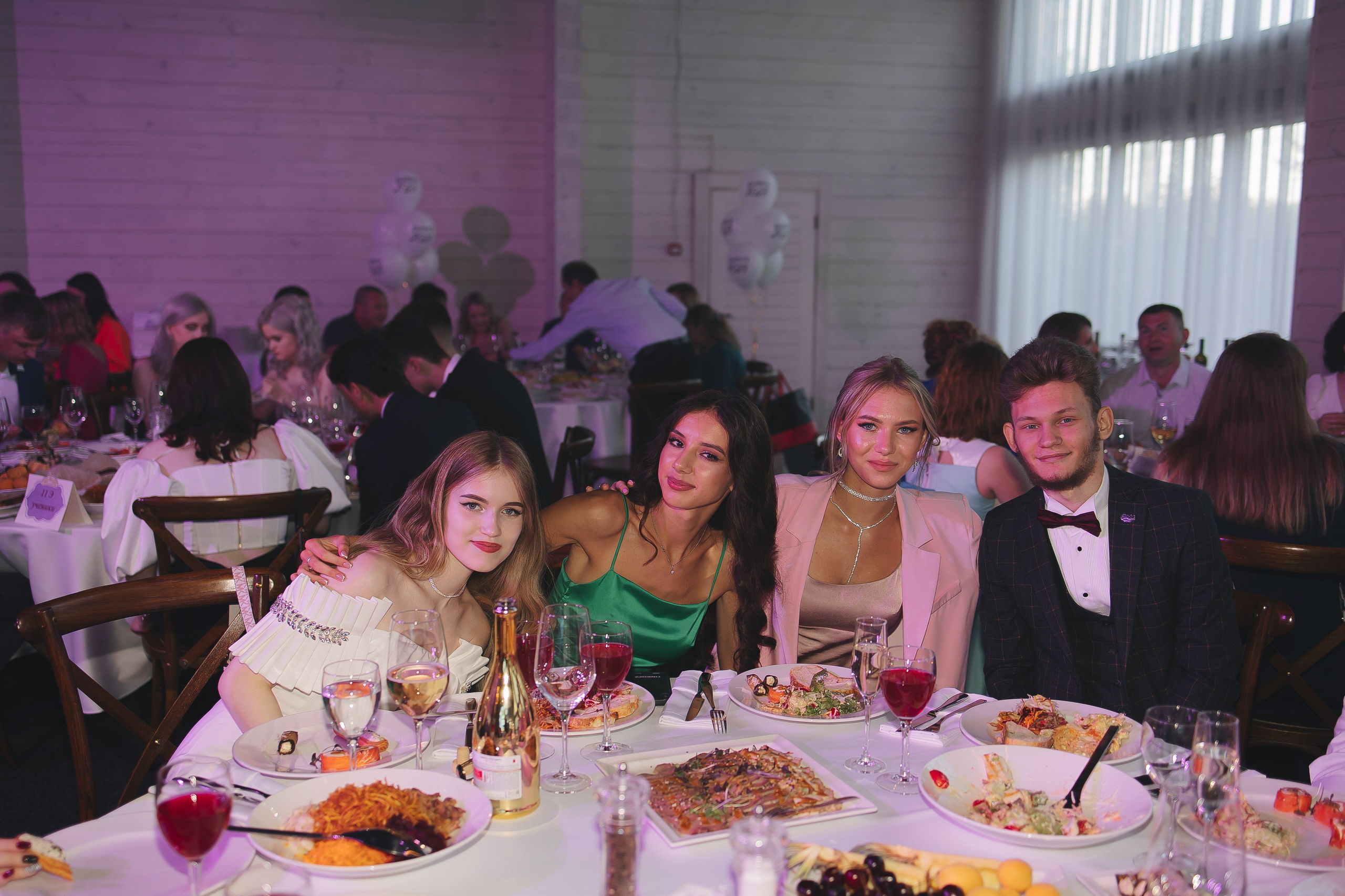 Выпускной Сосны. Свадебный и женский фотограф