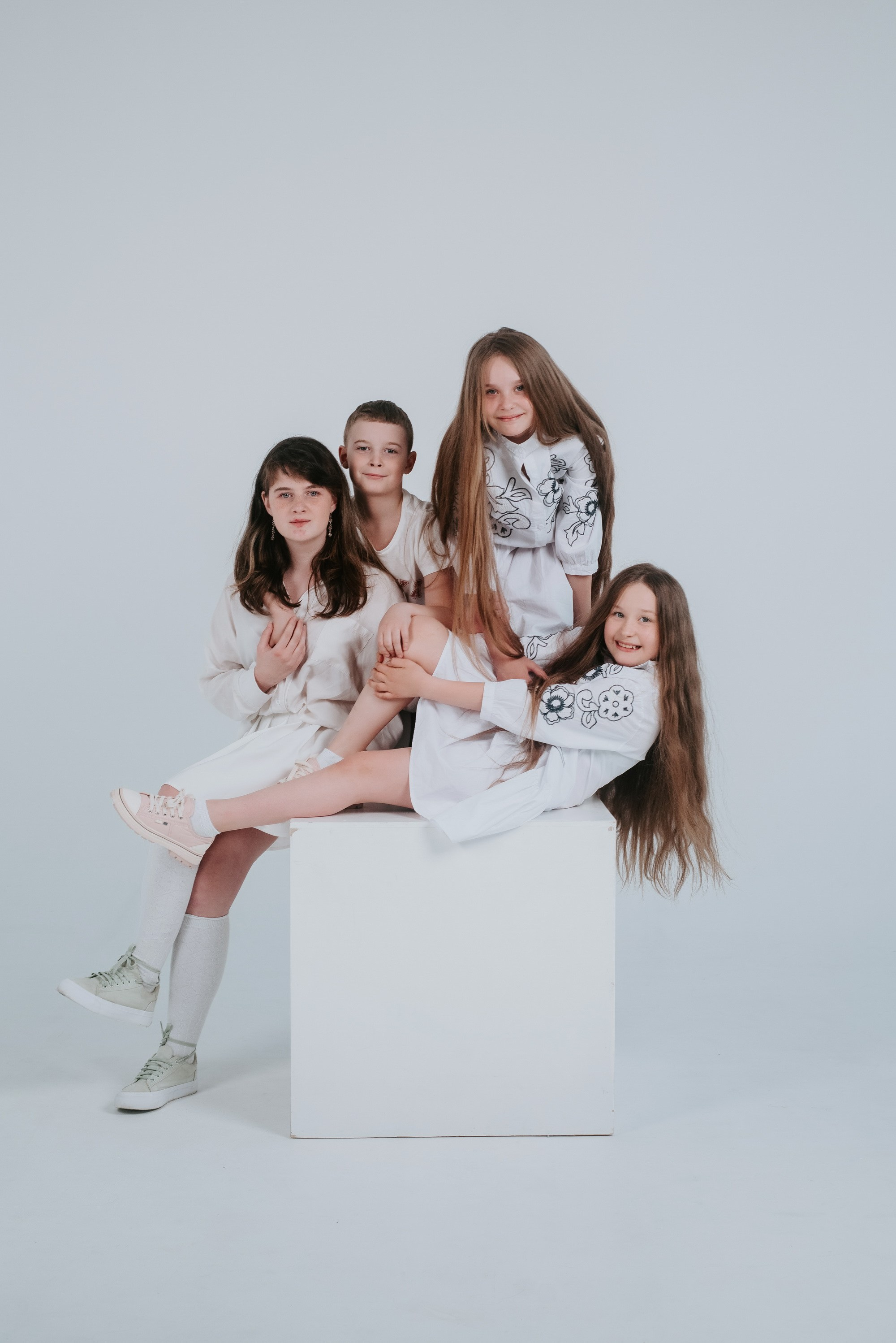 Большая семейная фотосессия. Фотограф Ярмишко Дарья. Выпускные фотокниги