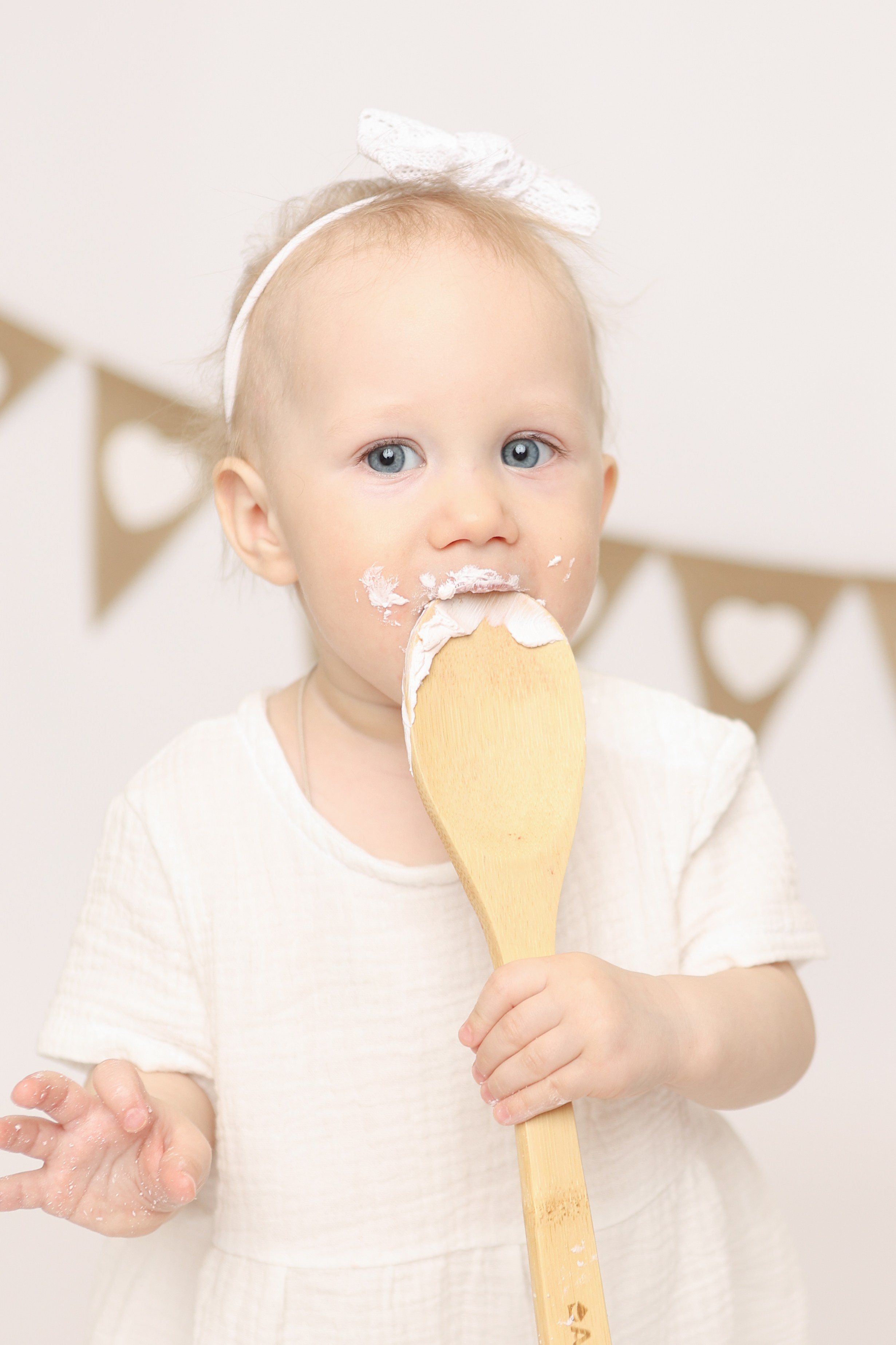 Крушение тортика. Фотограф новорожденных. Детский и семейный фотограф Марьяна Юдина