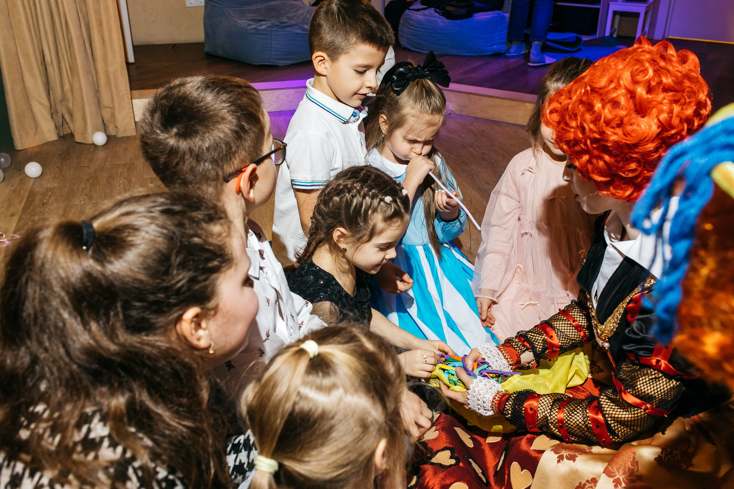 Алиса в стране чудес