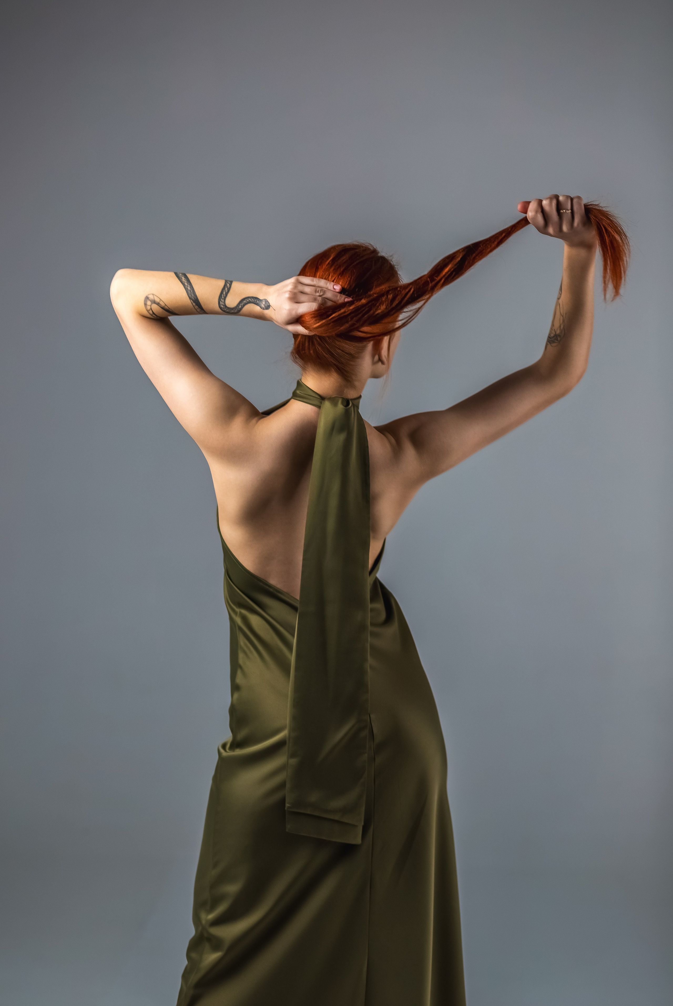 Зеленое платье. Вера Соколова фотограф Воронеж