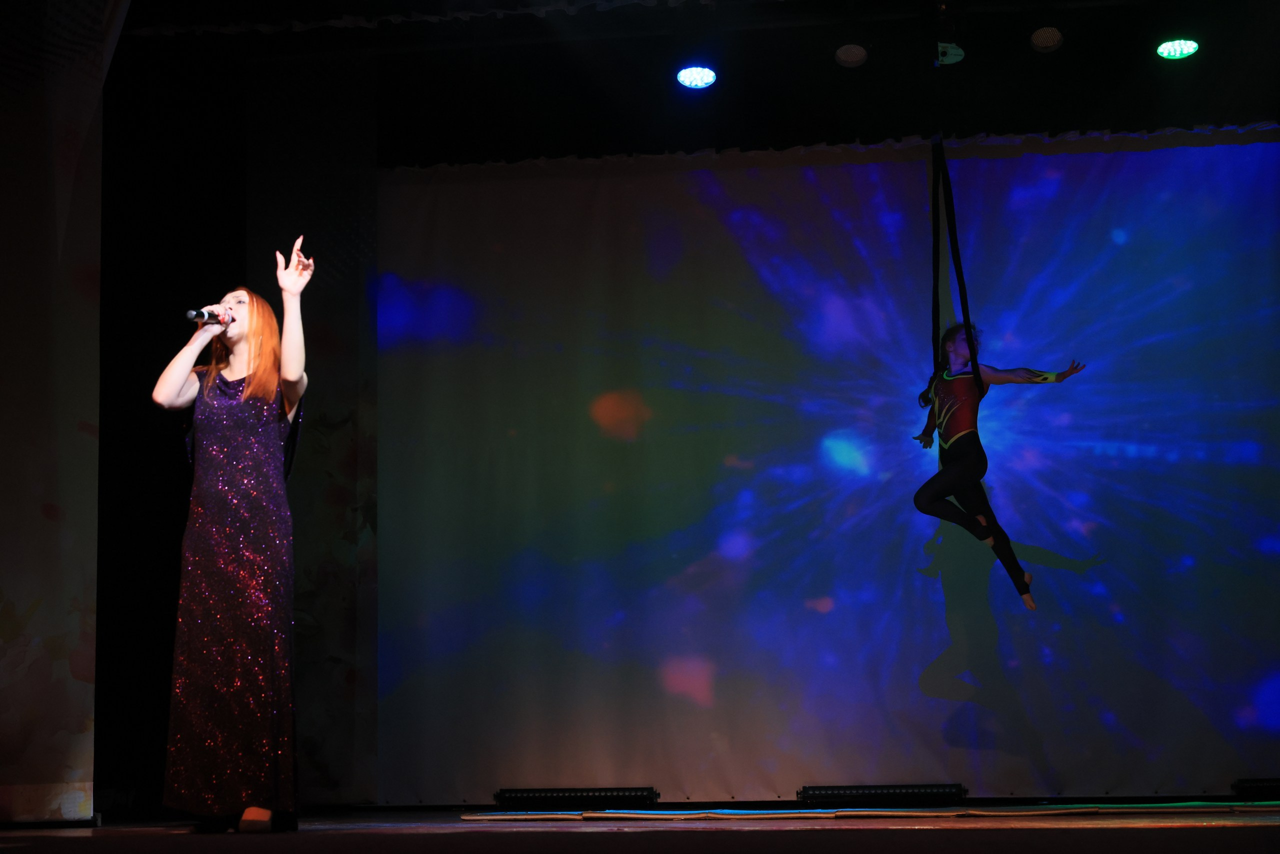 Концерт к 8 Марта в ДК «Металлург» г. Тула. Фотограф в Туле Крупский АнДРей. Фотостудия «КАДР71» в Туле