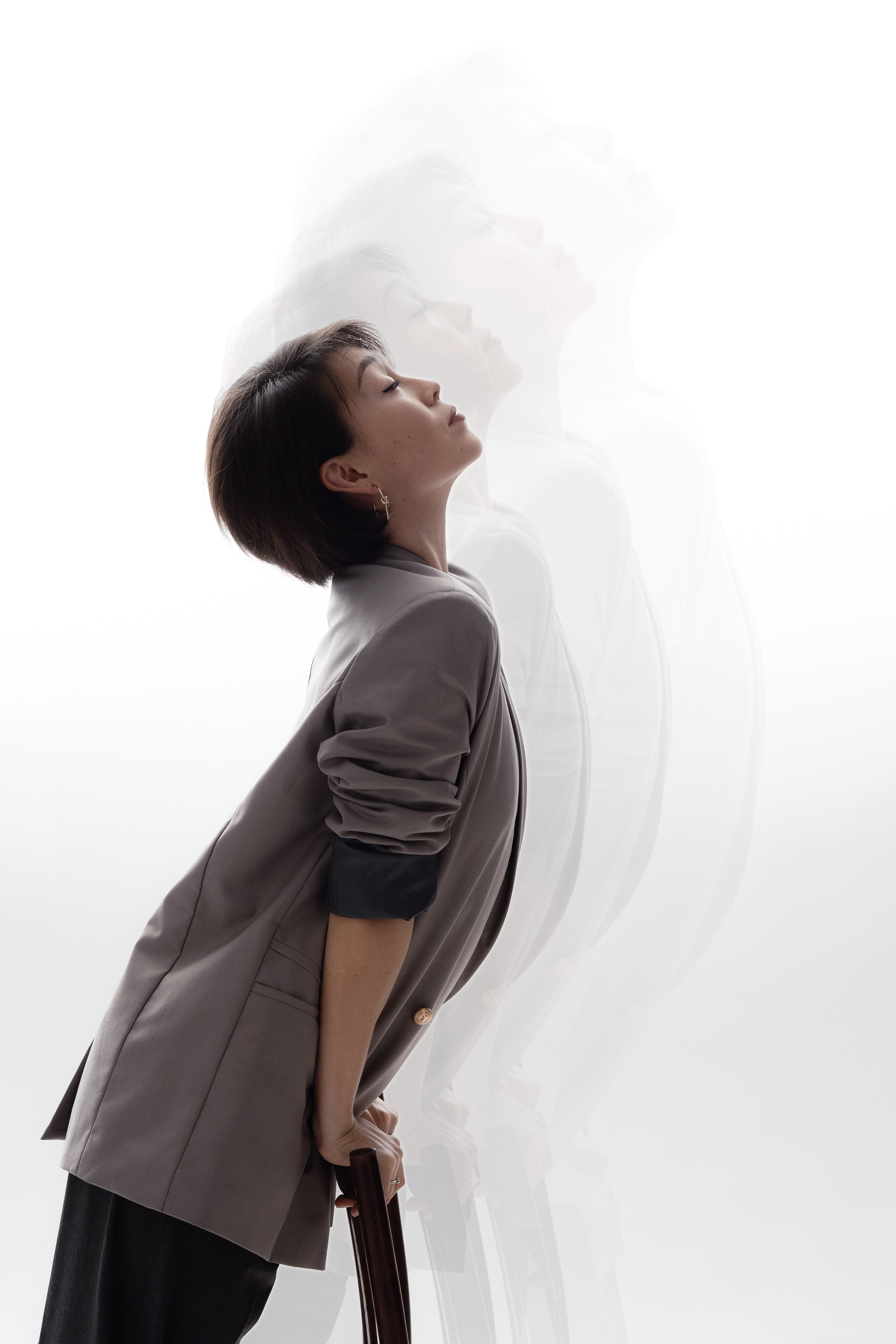 Женская фотосессия с эмоциональными кадрами