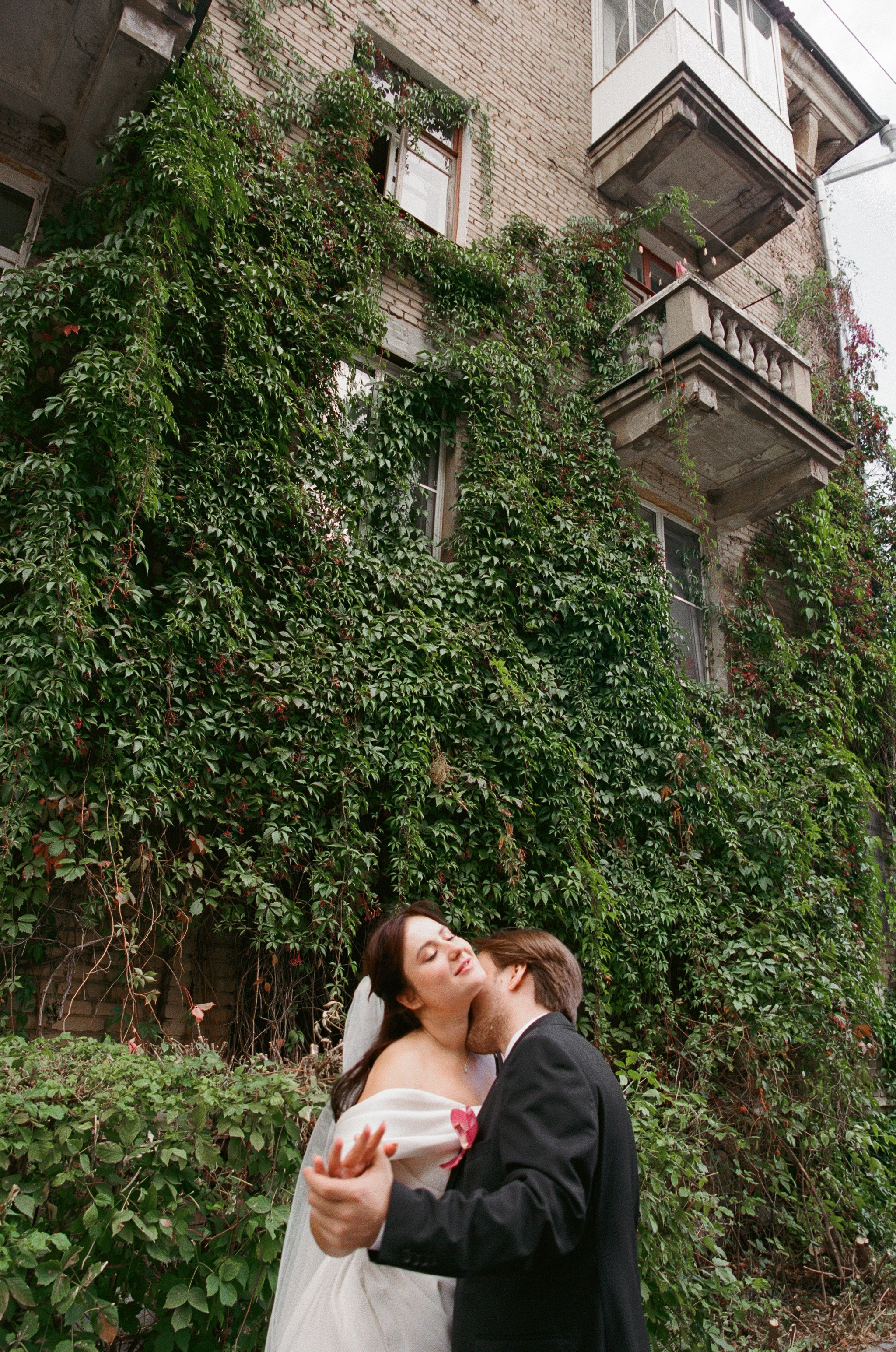 Владимир и Элеонора (пленка). Портретный фотограф в городе Москва — Деляна Мур