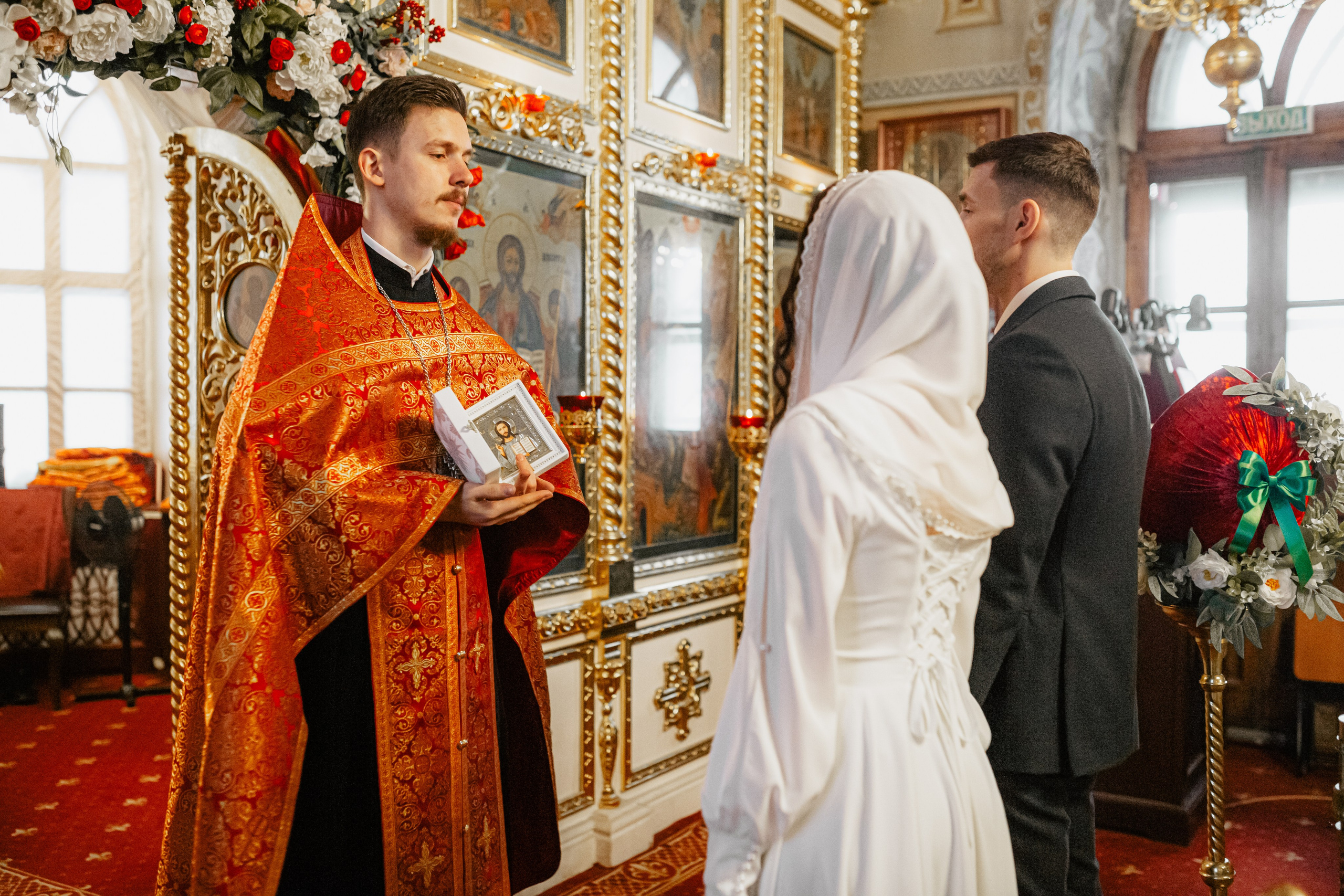 Храм Владимирской иконы Божией Матери в селе Быково. Свадебный и семейный фотограф