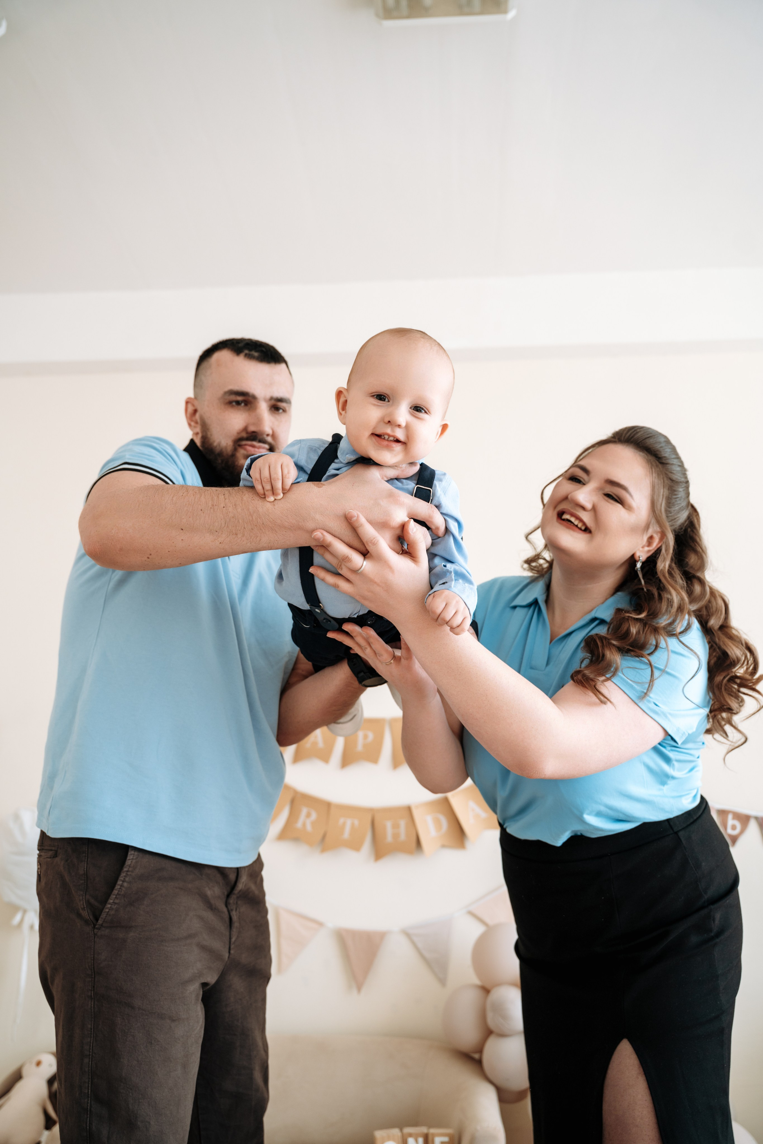 Красное ламбо. Семейный и свадебный фотограф в Ульяновске Арина Авдеева