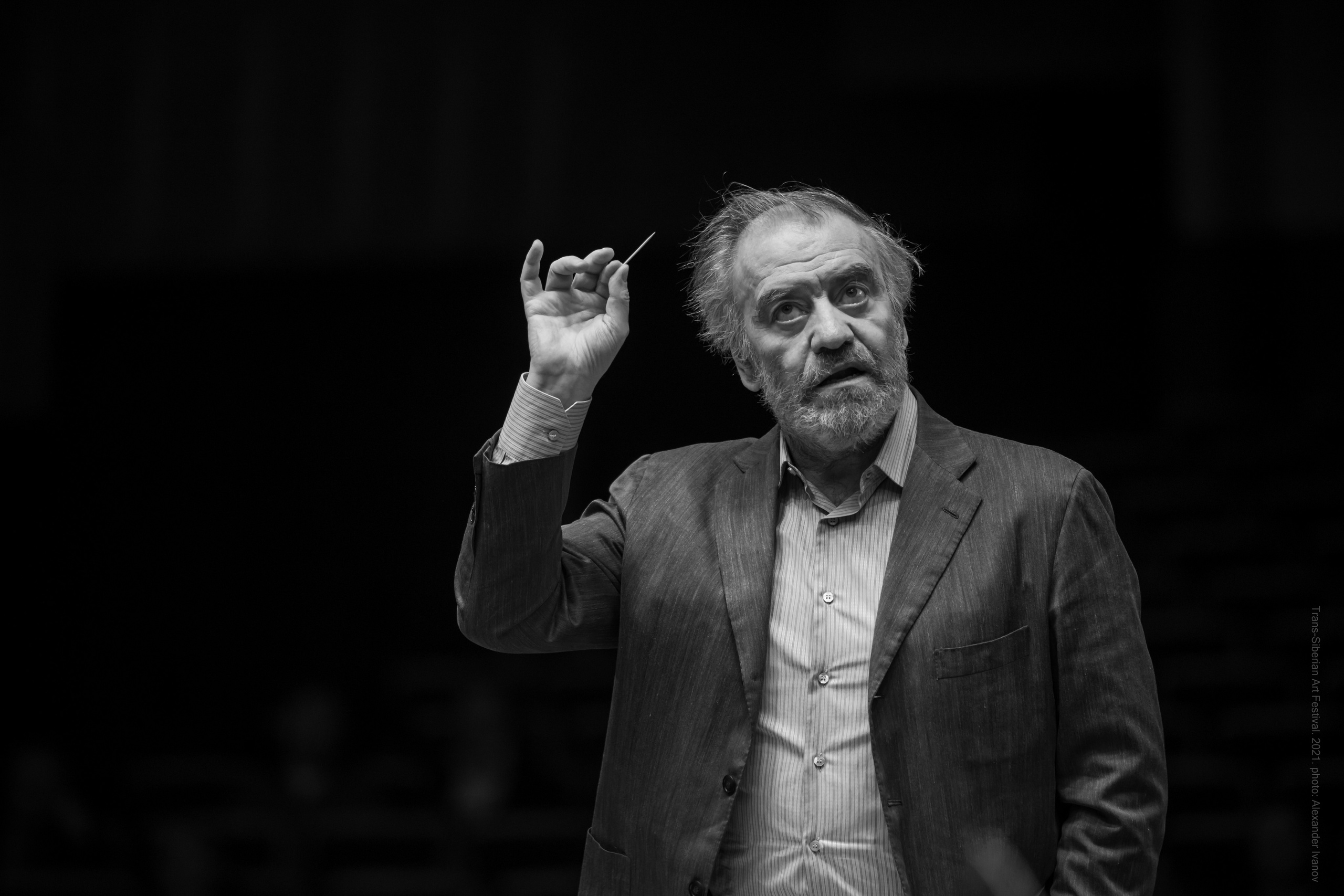 Фотографии классических музыкантов. Профессиональный репортажный и студийный фотограф в Москве