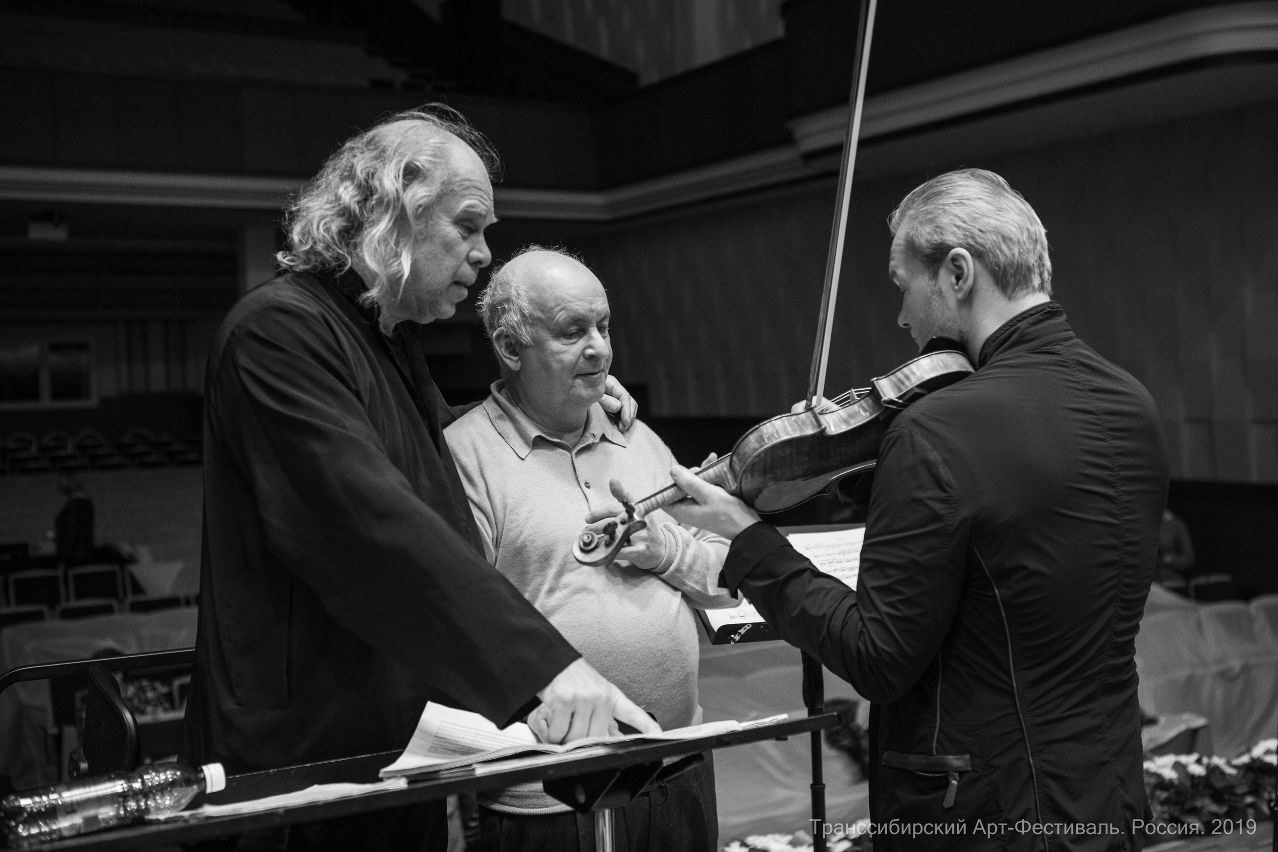 Фотографии классических музыкантов. Профессиональный репортажный и студийный фотограф в Москве