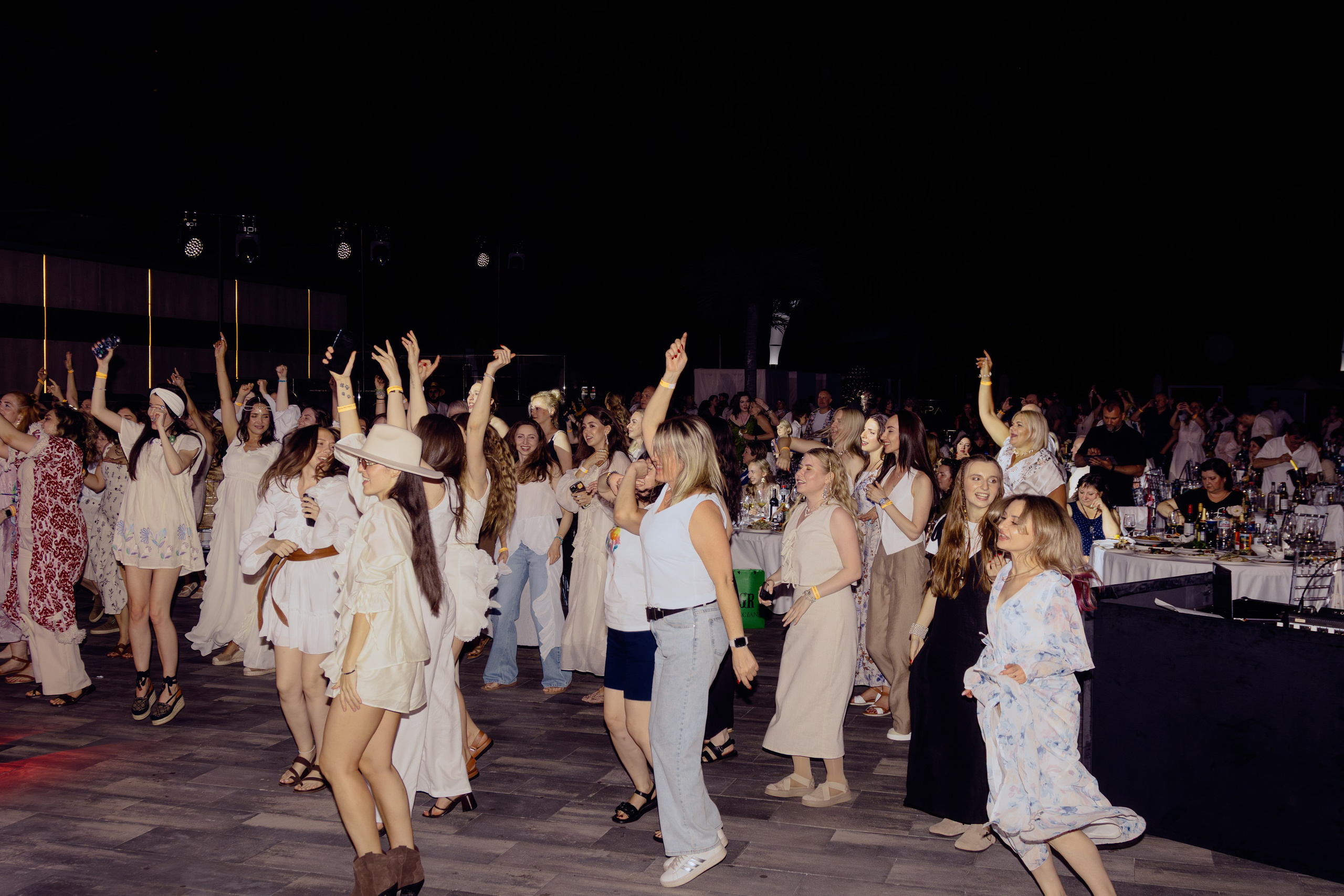 Репортажная съёмка корпоратива компании Феникс. Портретный фотограф в Ростове-на-Дону Антон Казарин