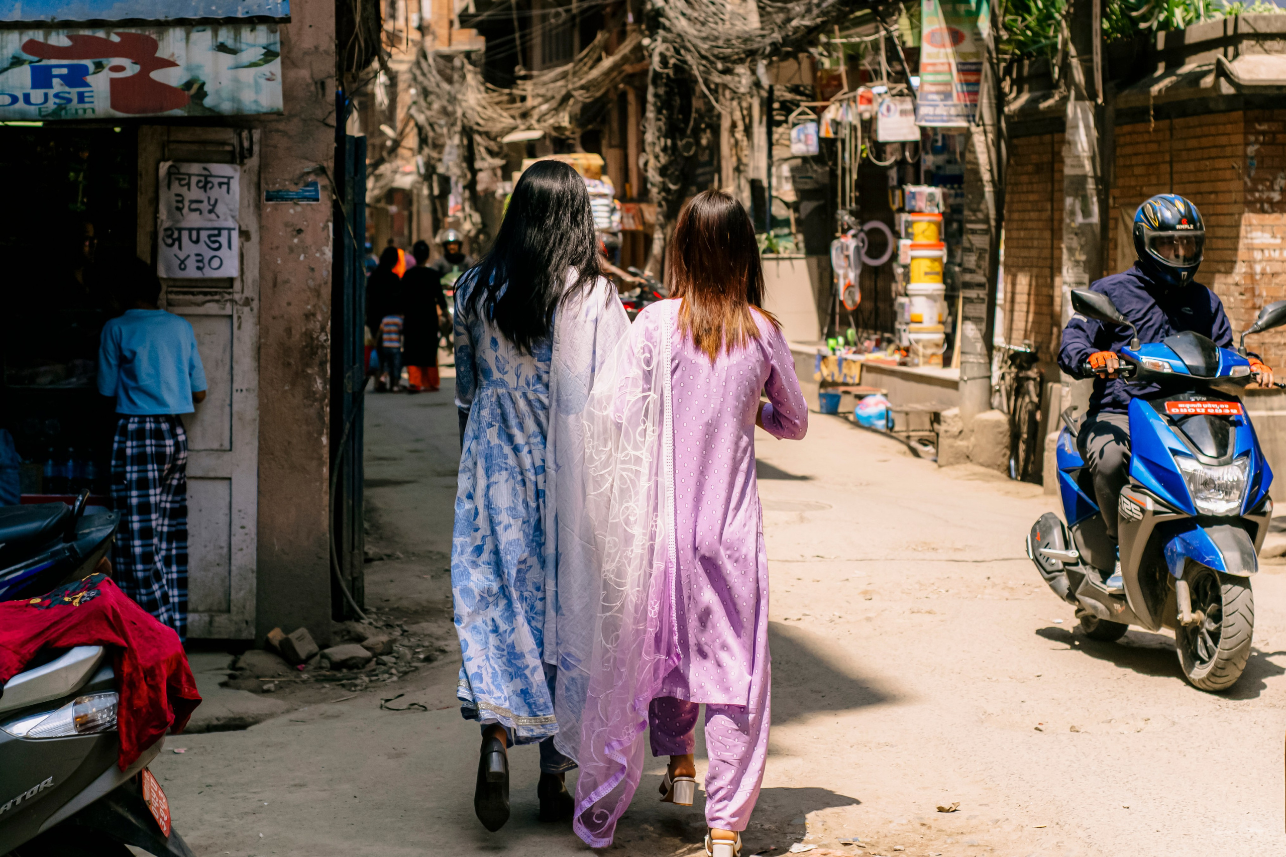 Катманду стрит фото. Iraogo