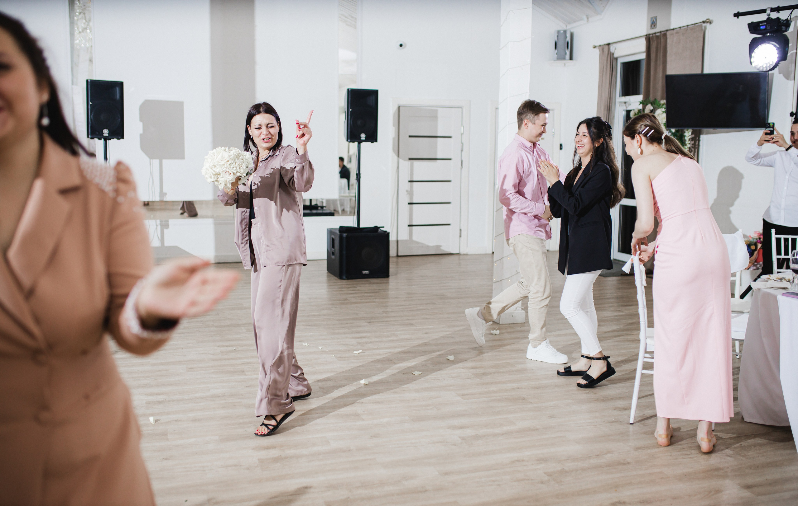 Света и Влад (регистрация банкет). Семейный и свадебный фотограф в Екатеринбурге Орлова Ирина