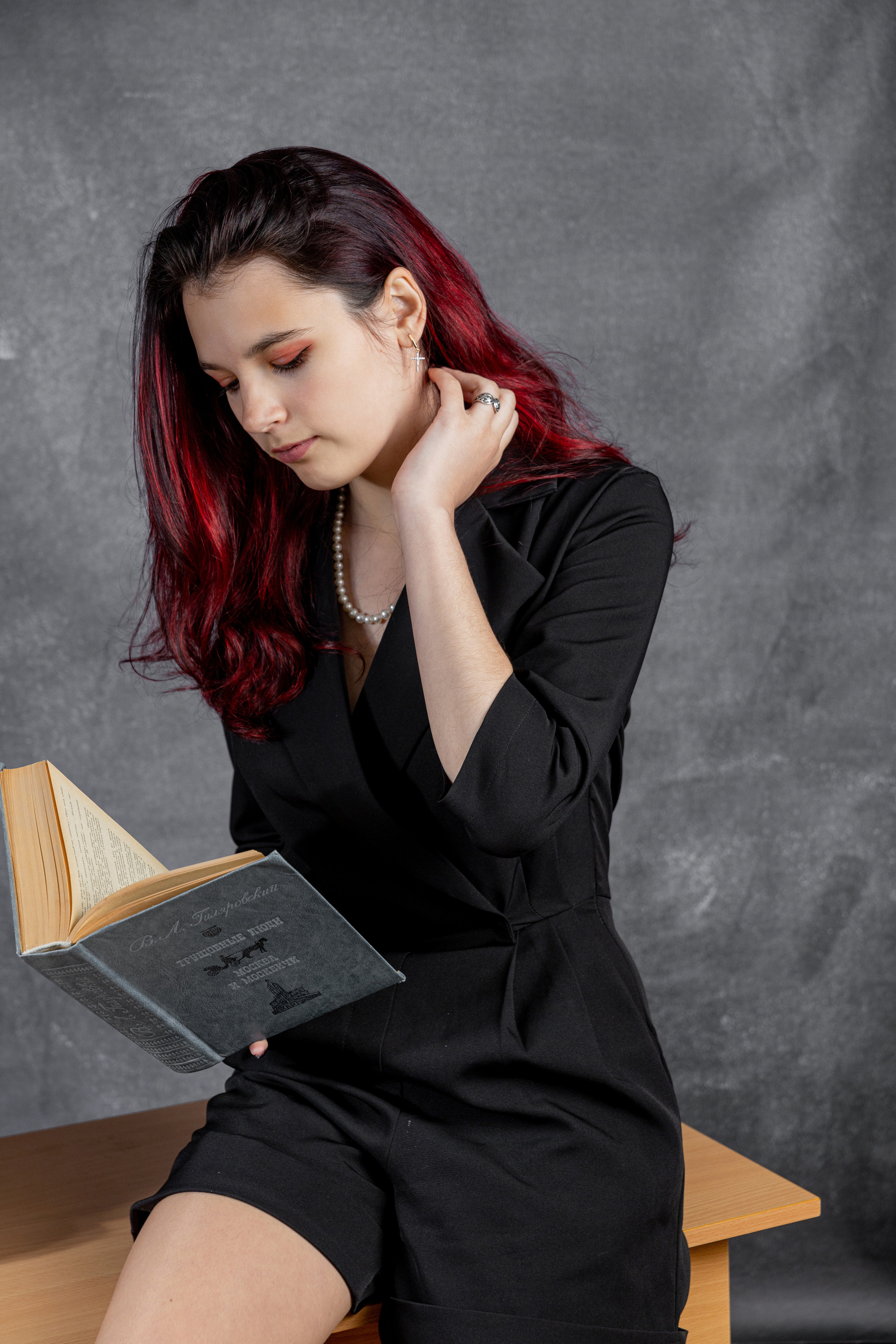 Выпускной альбом для 9 класса. Выпускные альбомы в Крыму, Севастополе и Симферополе