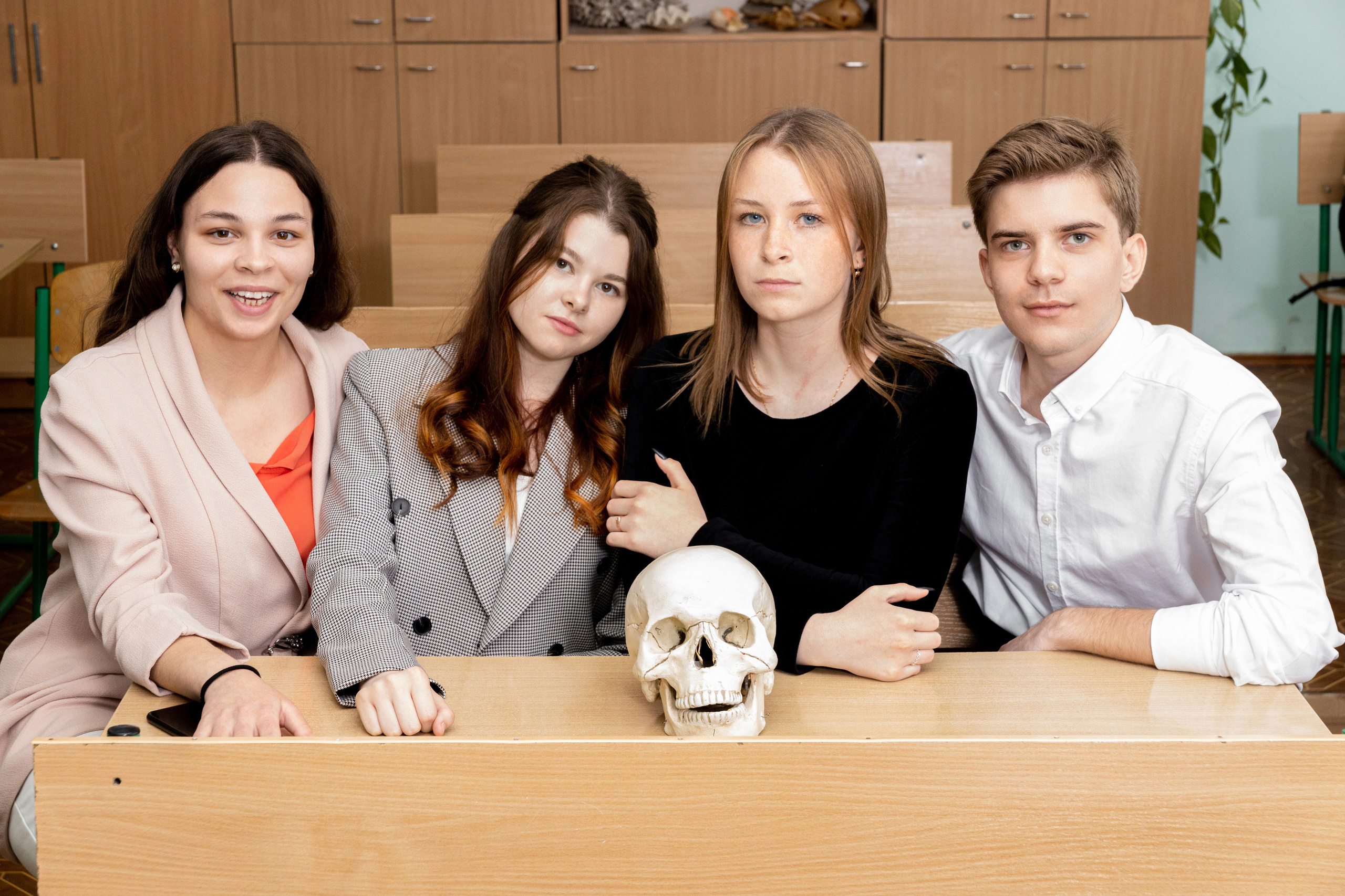 Выпускной альбом для 9 класса. Выпускные альбомы в Крыму, Севастополе и Симферополе