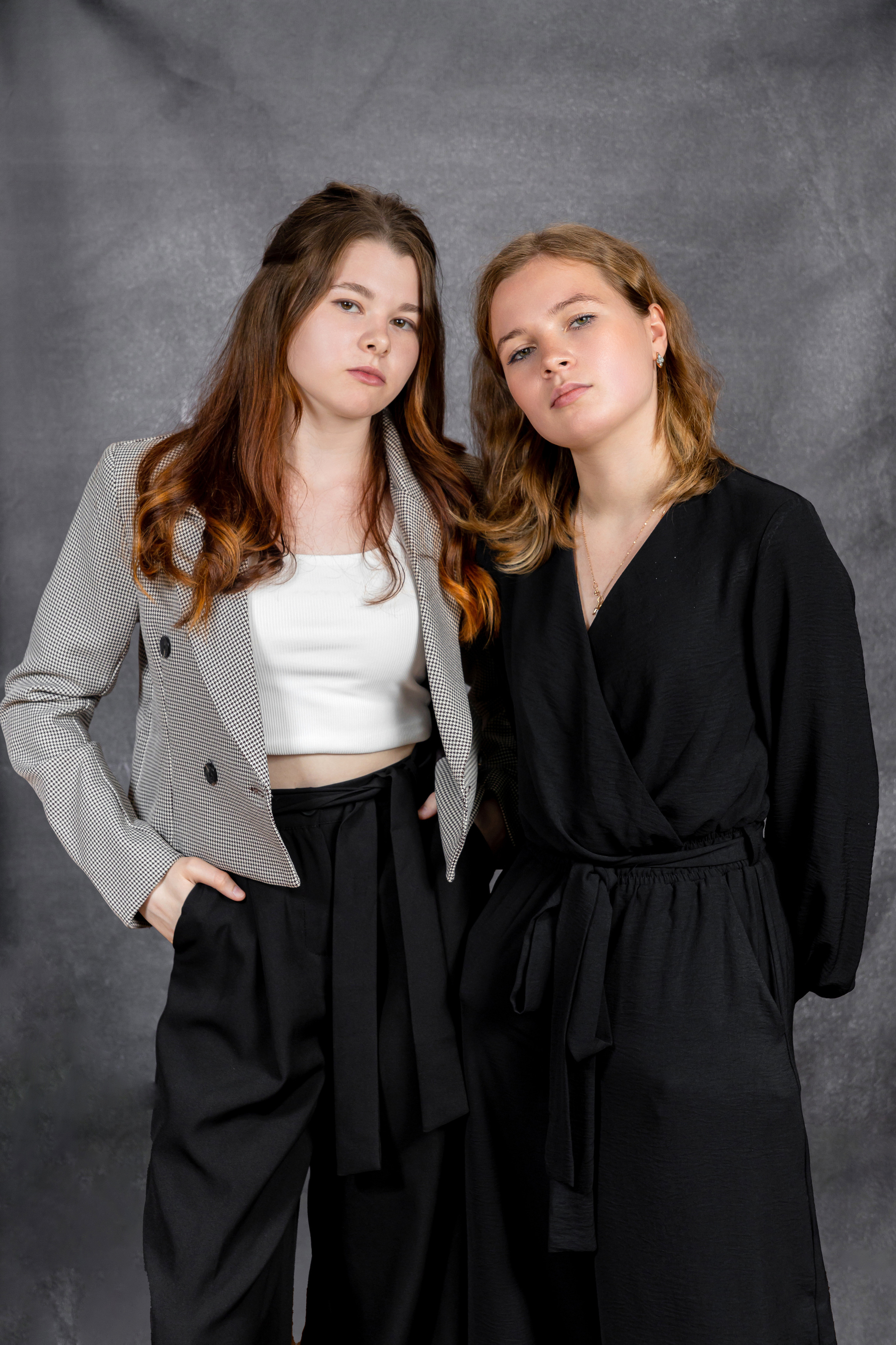 Выпускной альбом для 9 класса. Выпускные альбомы в Крыму, Севастополе и Симферополе