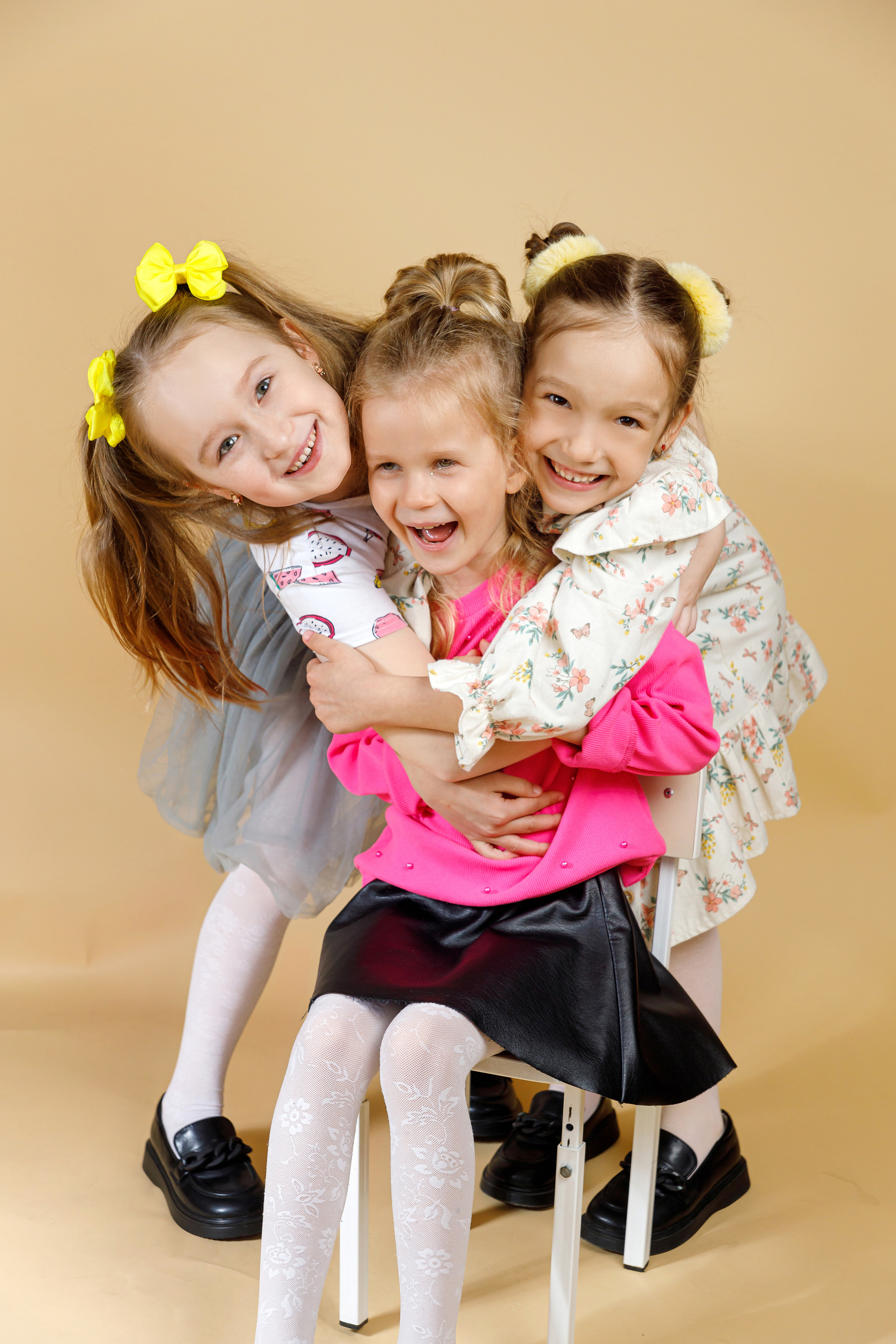 Детские фотосъёмки. Выпускные альбомы в Крыму, Севастополе и Симферополе