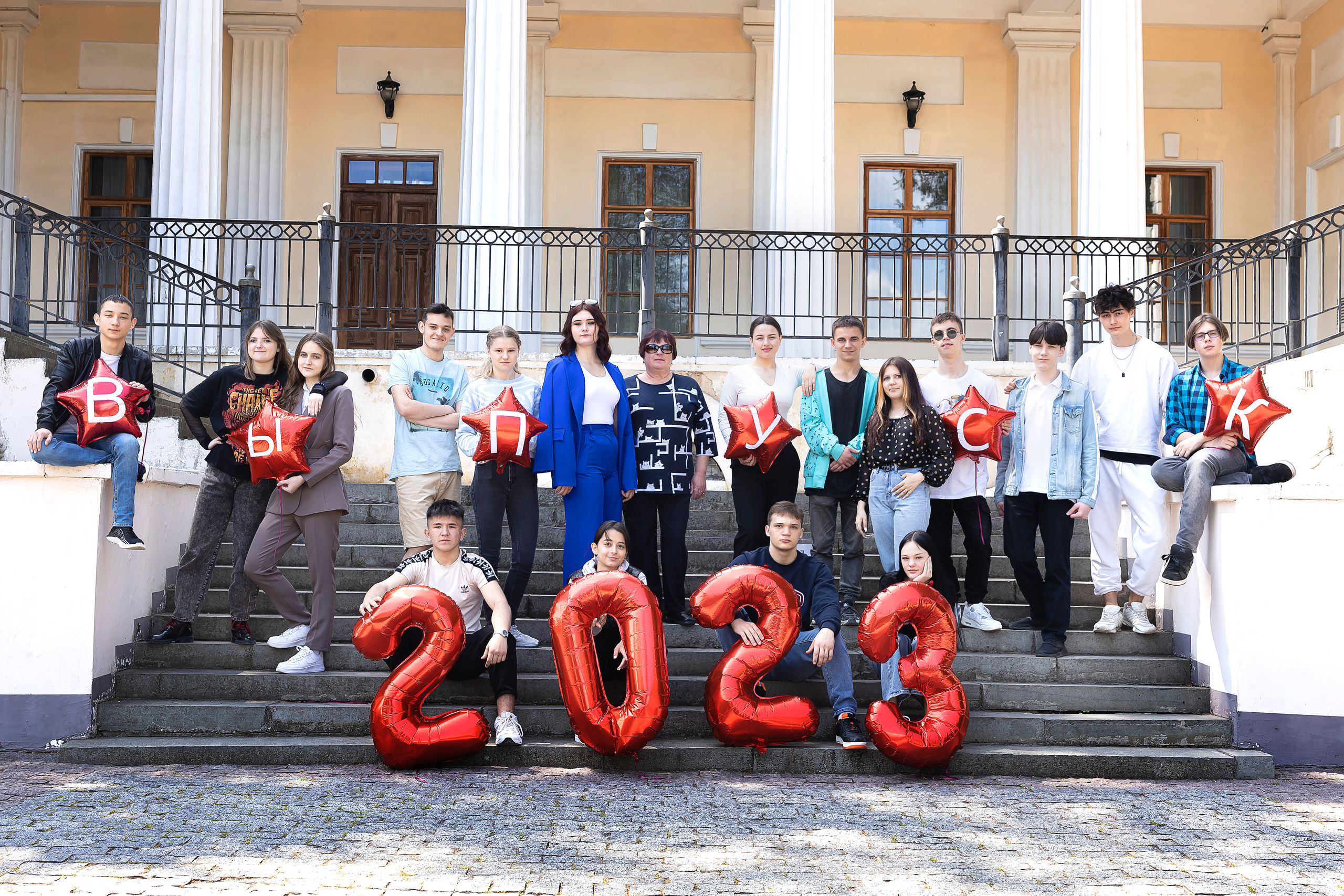 Фотостудия «Просвет» Симферополь. Выпускные альбомы в Крыму, Севастополе и Симферополе