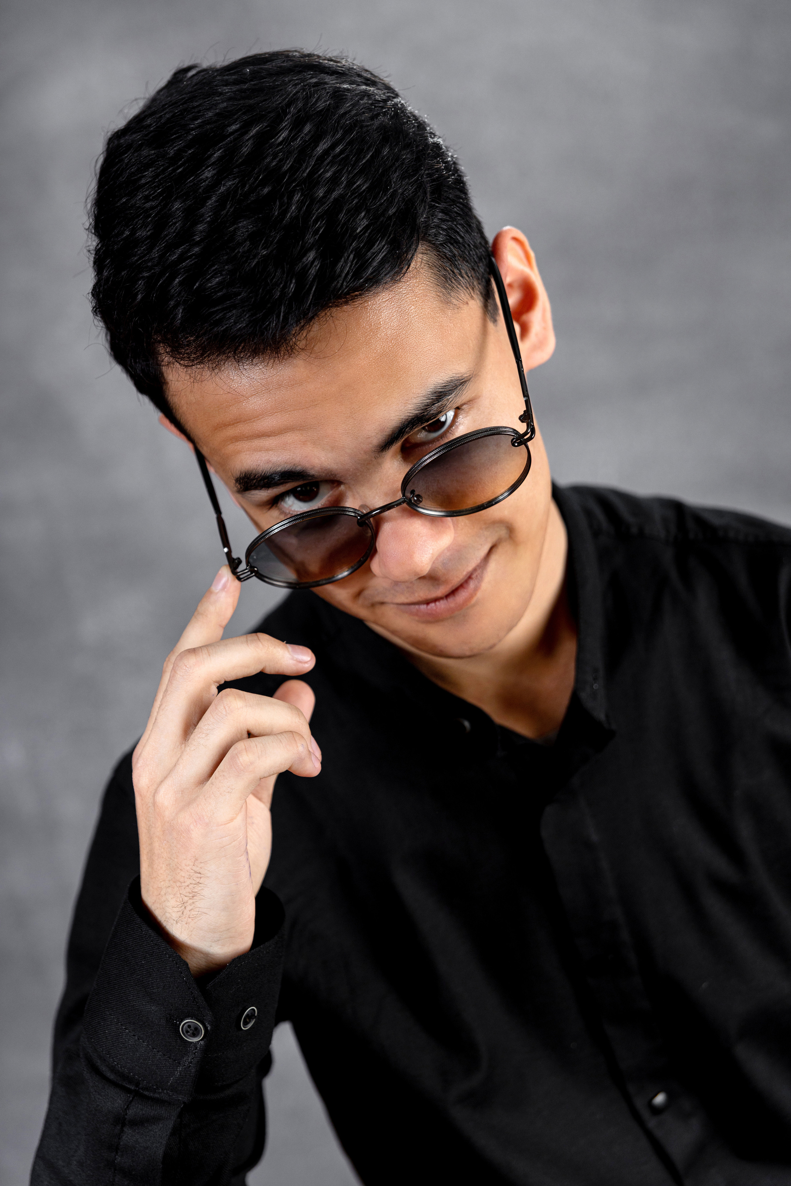 Выпускной альбом для 9 класса. Выпускные альбомы в Крыму, Севастополе и Симферополе