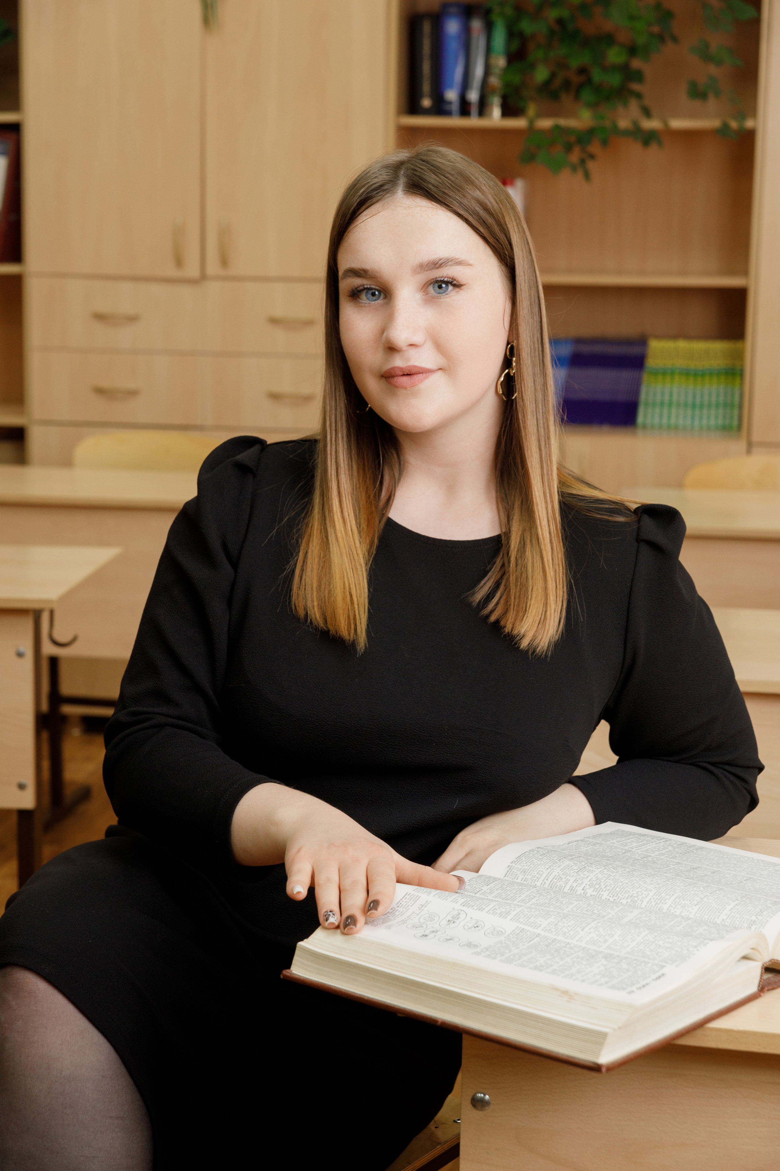 Выпускные альбомы для 9 и 11 класса. Выпускные альбомы в Крыму, Севастополе и Симферополе