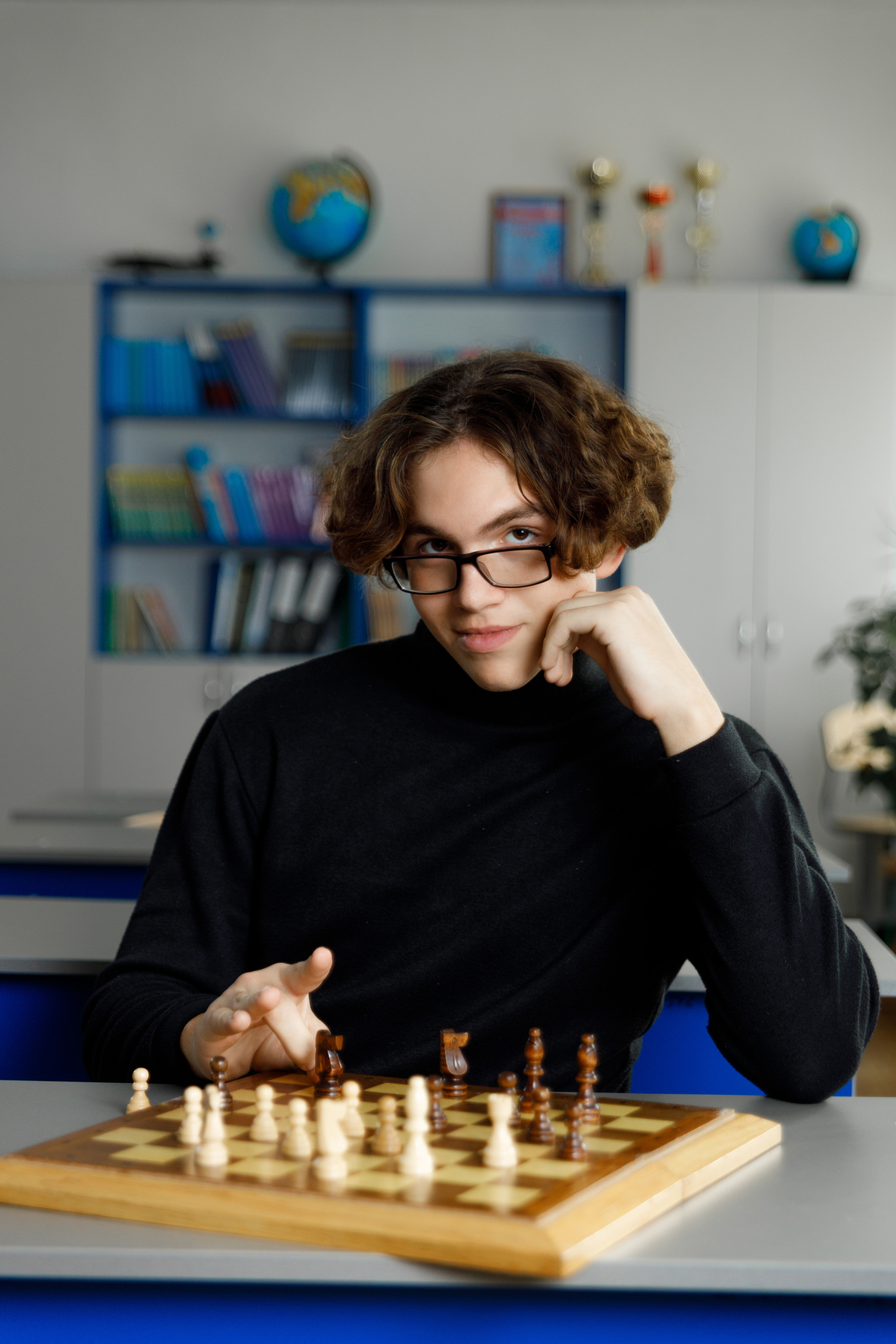 Выпускные альбомы для 9 и 11 класса. Выпускные альбомы в Крыму, Севастополе и Симферополе