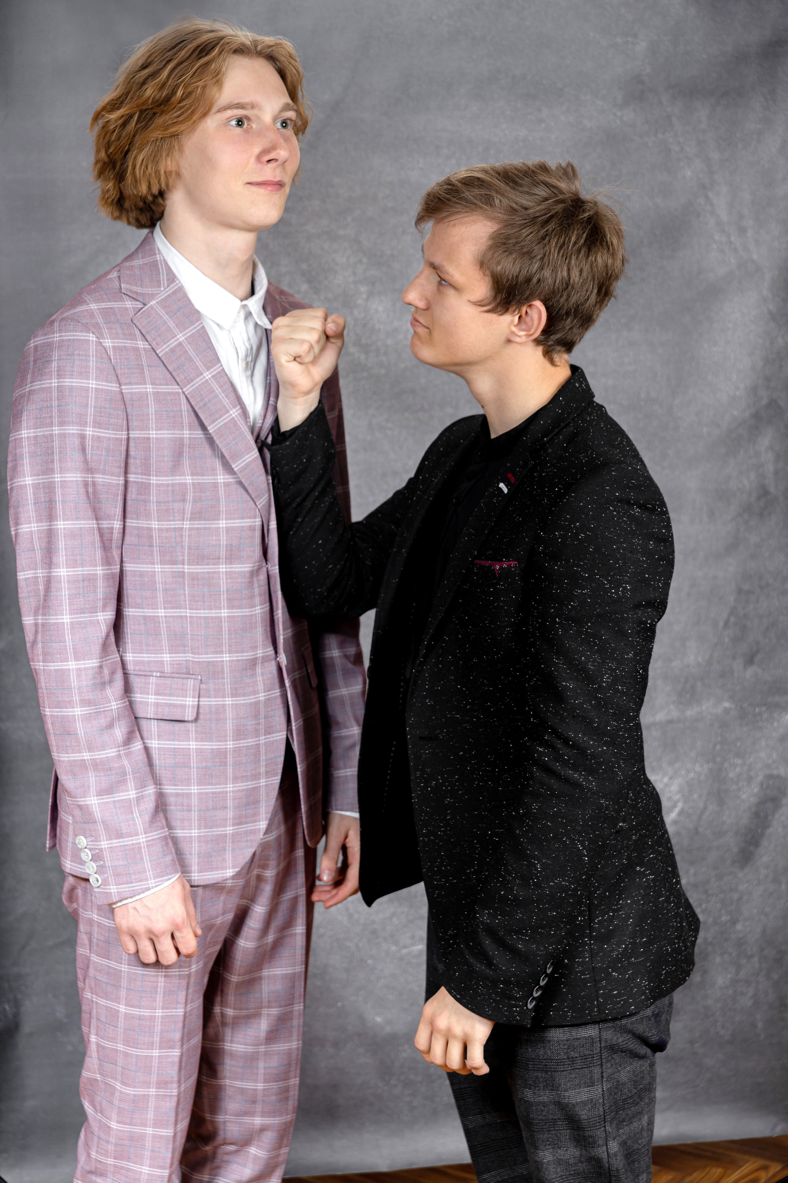 Выпускной альбом для 9 класса. Выпускные альбомы в Крыму, Севастополе и Симферополе